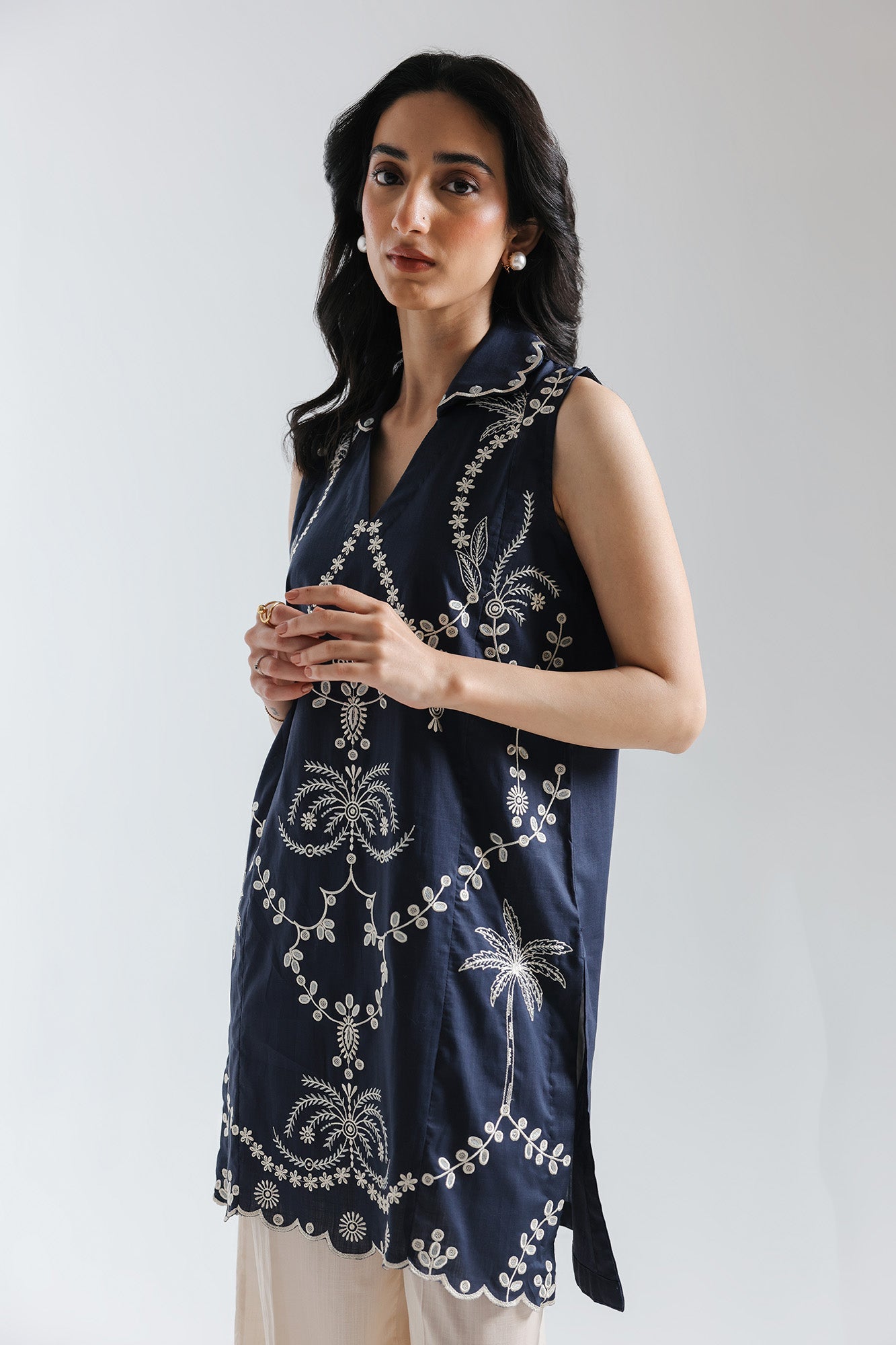 https://cdn.shopify.com/s/files/1/2290/7917/files/E7687-102-619_4.jpg?v=1767937298