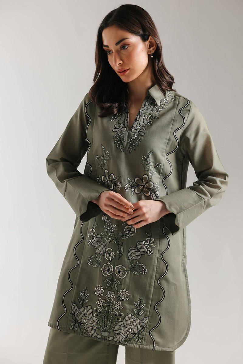Embroidered Suit (E7695/102/701)