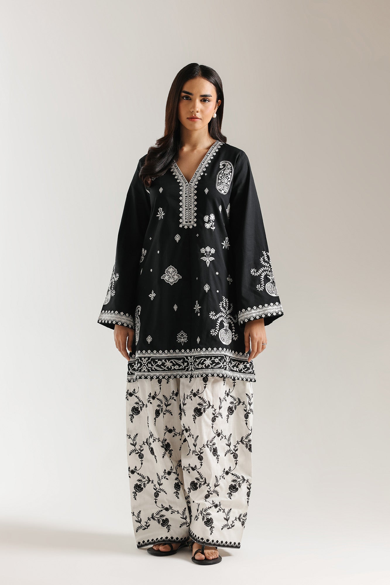 https://cdn.shopify.com/s/files/1/2290/7917/files/E7709-102-902_1.jpg?v=1768286038