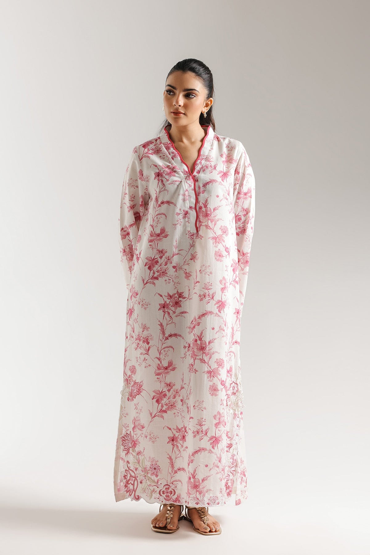 EMBROIDERED DRESS (E7711/102/316)