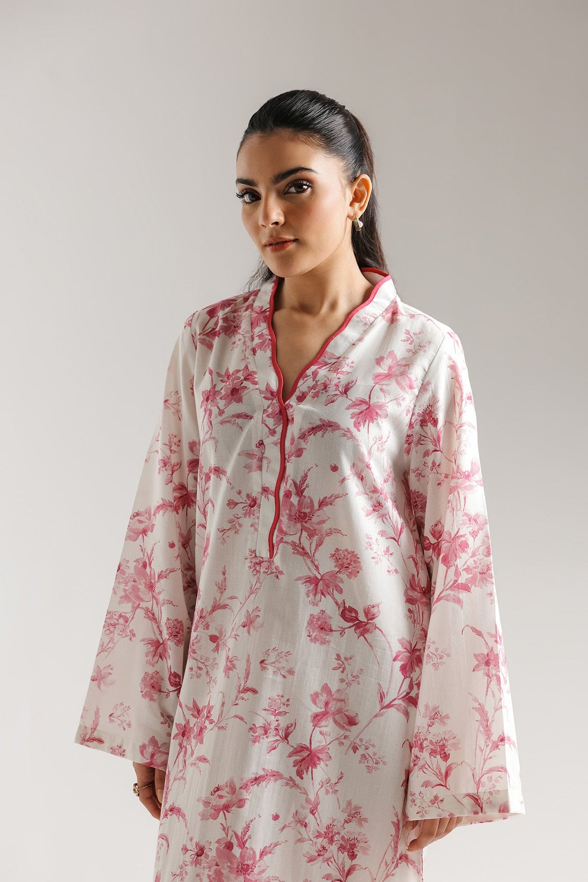 EMBROIDERED DRESS (E7711/102/316)