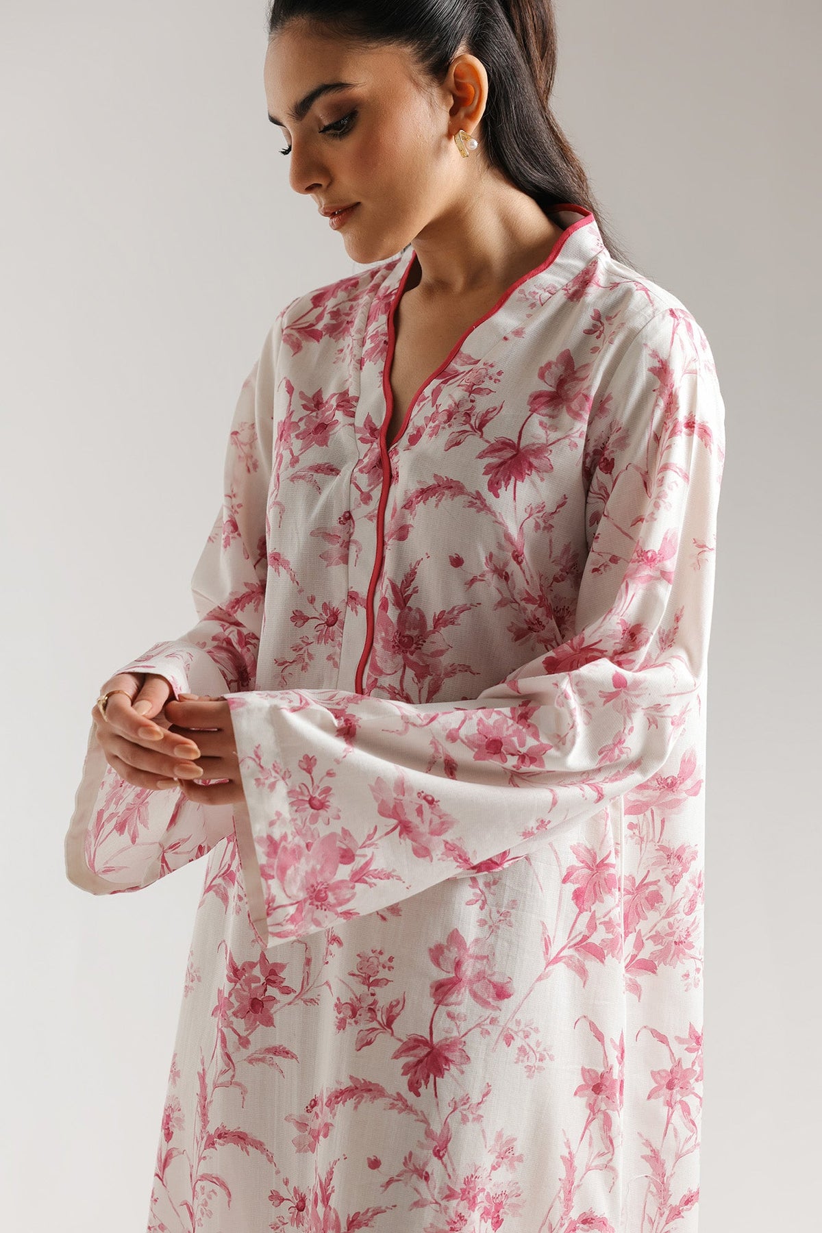 EMBROIDERED DRESS (E7711/102/316)