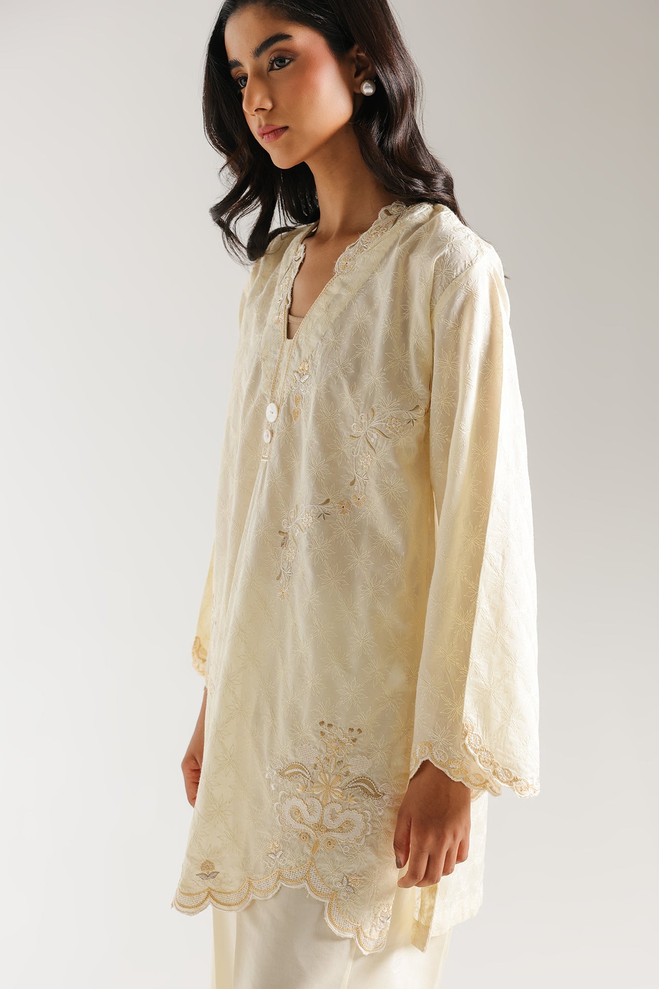 EMBROIDERED SUIT (E7718/102/227)
