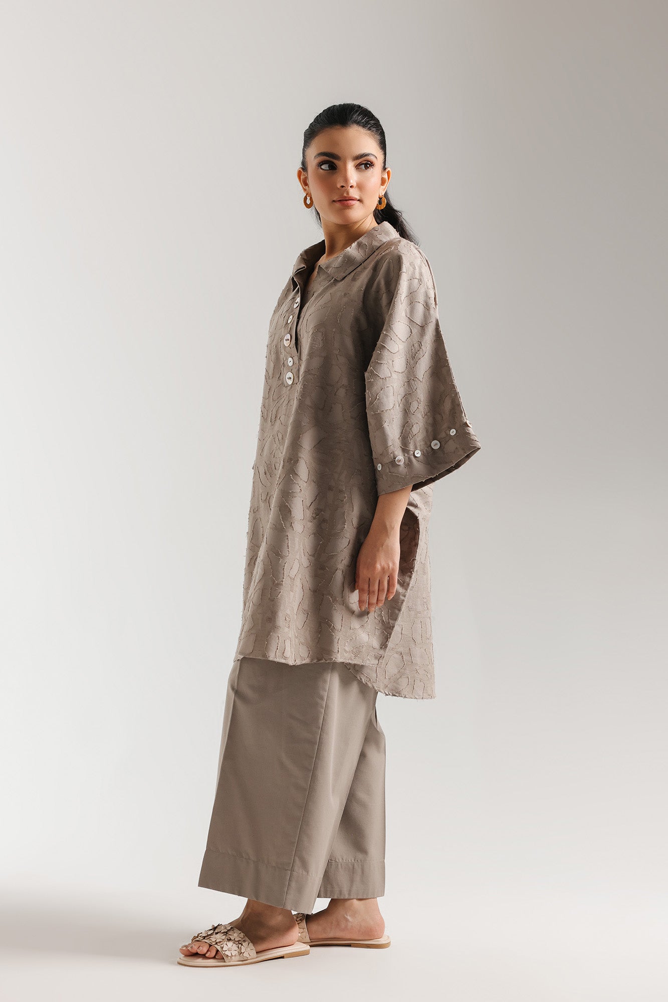 https://cdn.shopify.com/s/files/1/2290/7917/files/E7726-102-909_2.jpg?v=1770184242