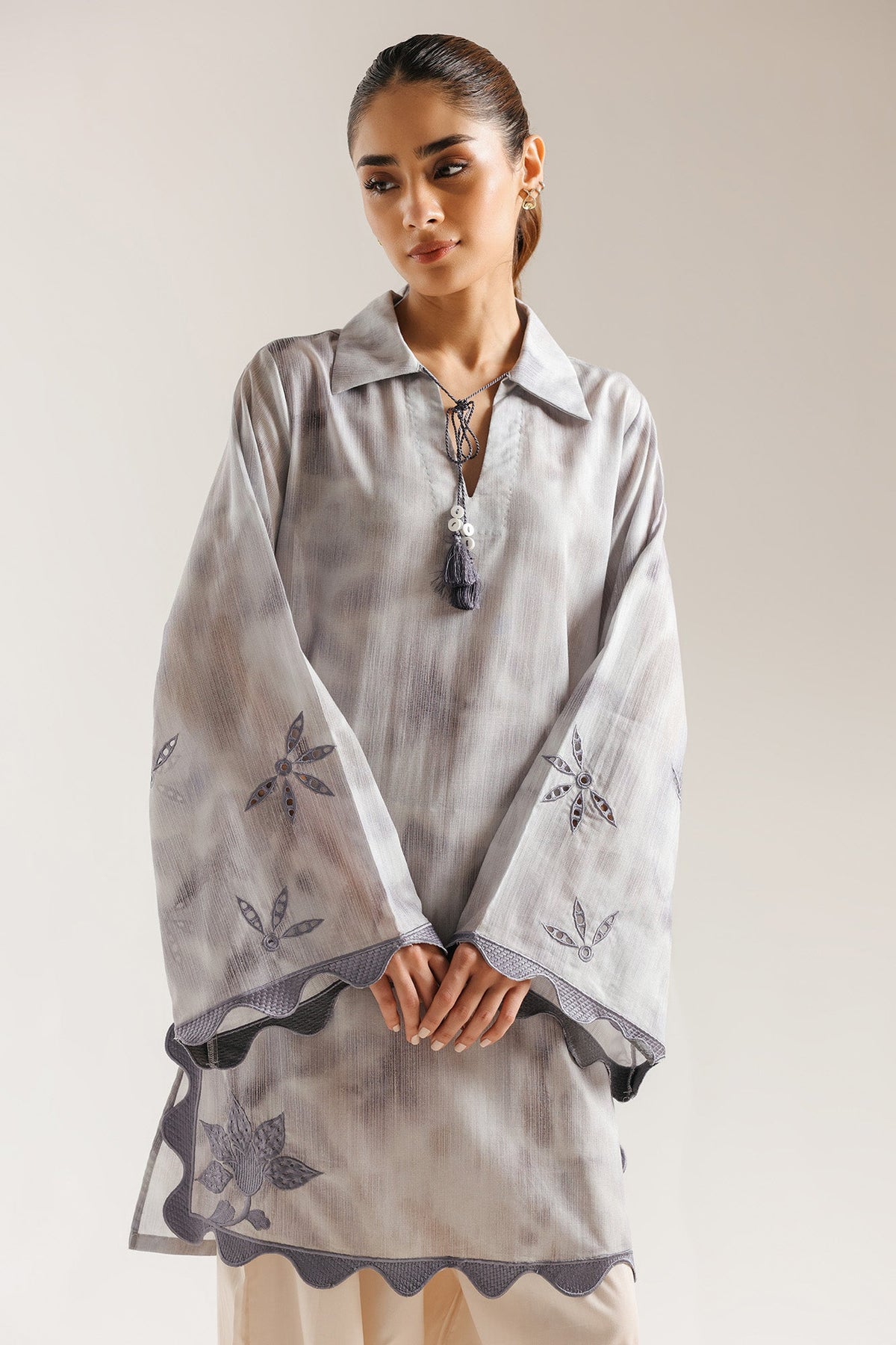 EMBROIDERED SHIRT (E7735/102/515)