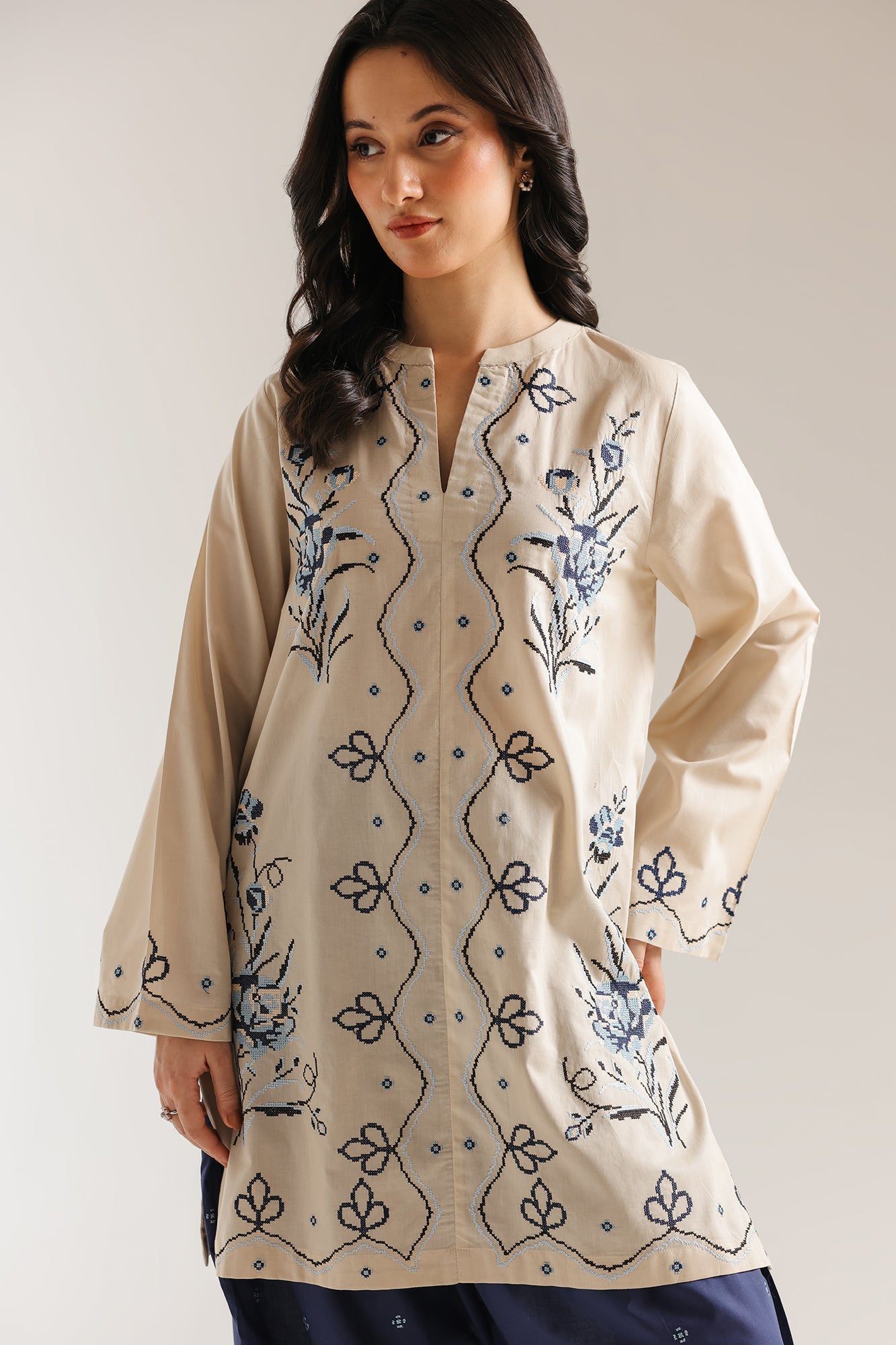 https://cdn.shopify.com/s/files/1/2290/7917/files/E7744-102-004_4.jpg?v=1771308695