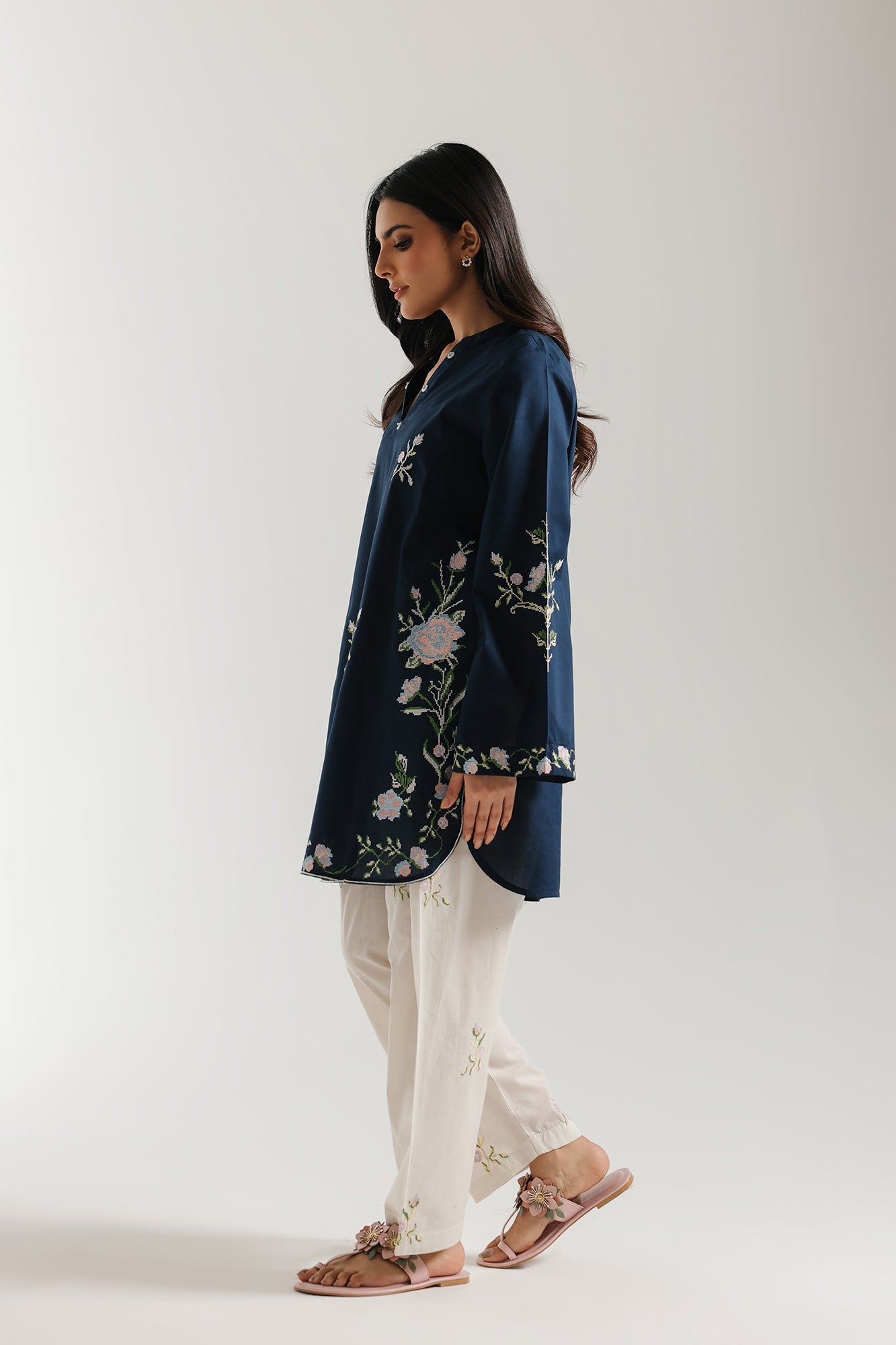 https://cdn.shopify.com/s/files/1/2290/7917/files/E7759-102-618_2.jpg?v=1769578357