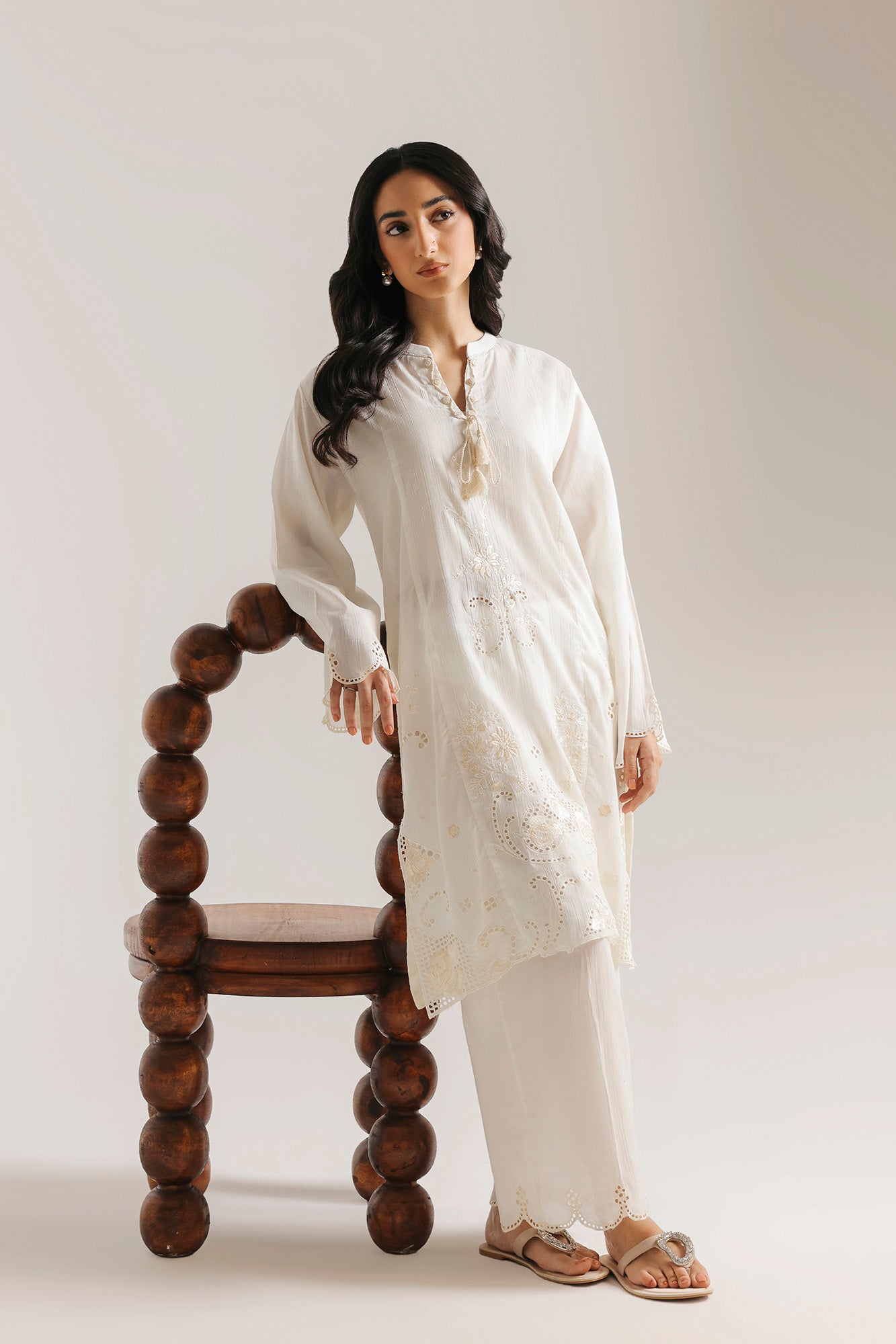EMBROIDERED SUIT (E7773/102/002)