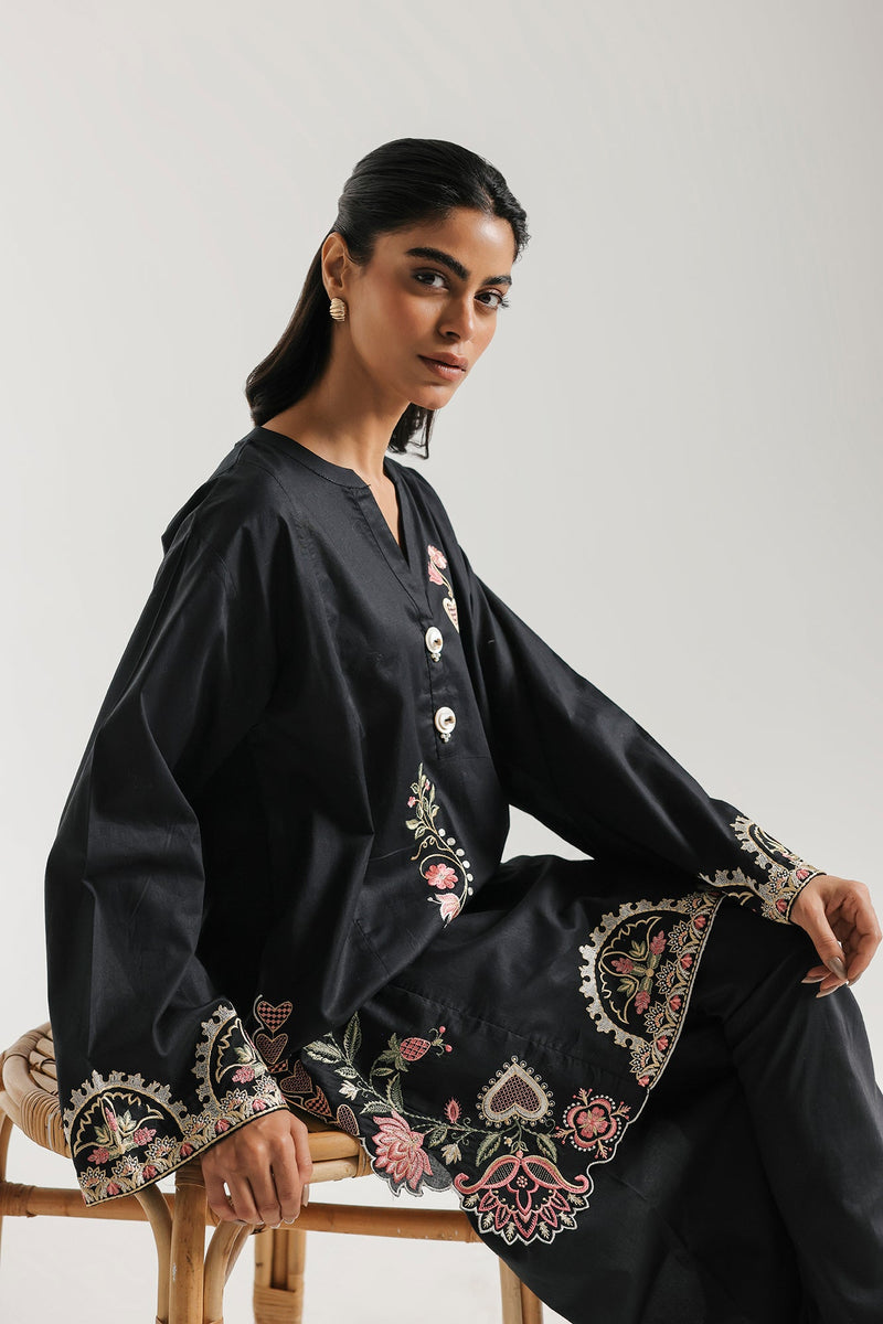 Embroidered Suit (E7783/102/902)
