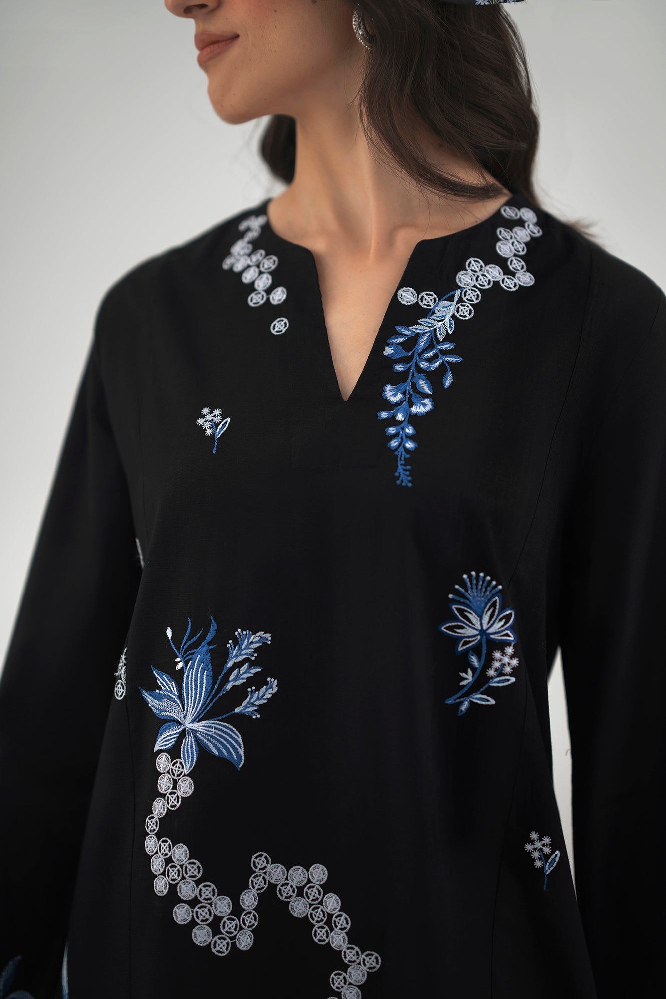 https://cdn.shopify.com/s/files/1/2290/7917/files/E7791-102-902_5_045c7745-c51d-4169-aa62-ac7e768aecc5.jpg?v=1776921200
