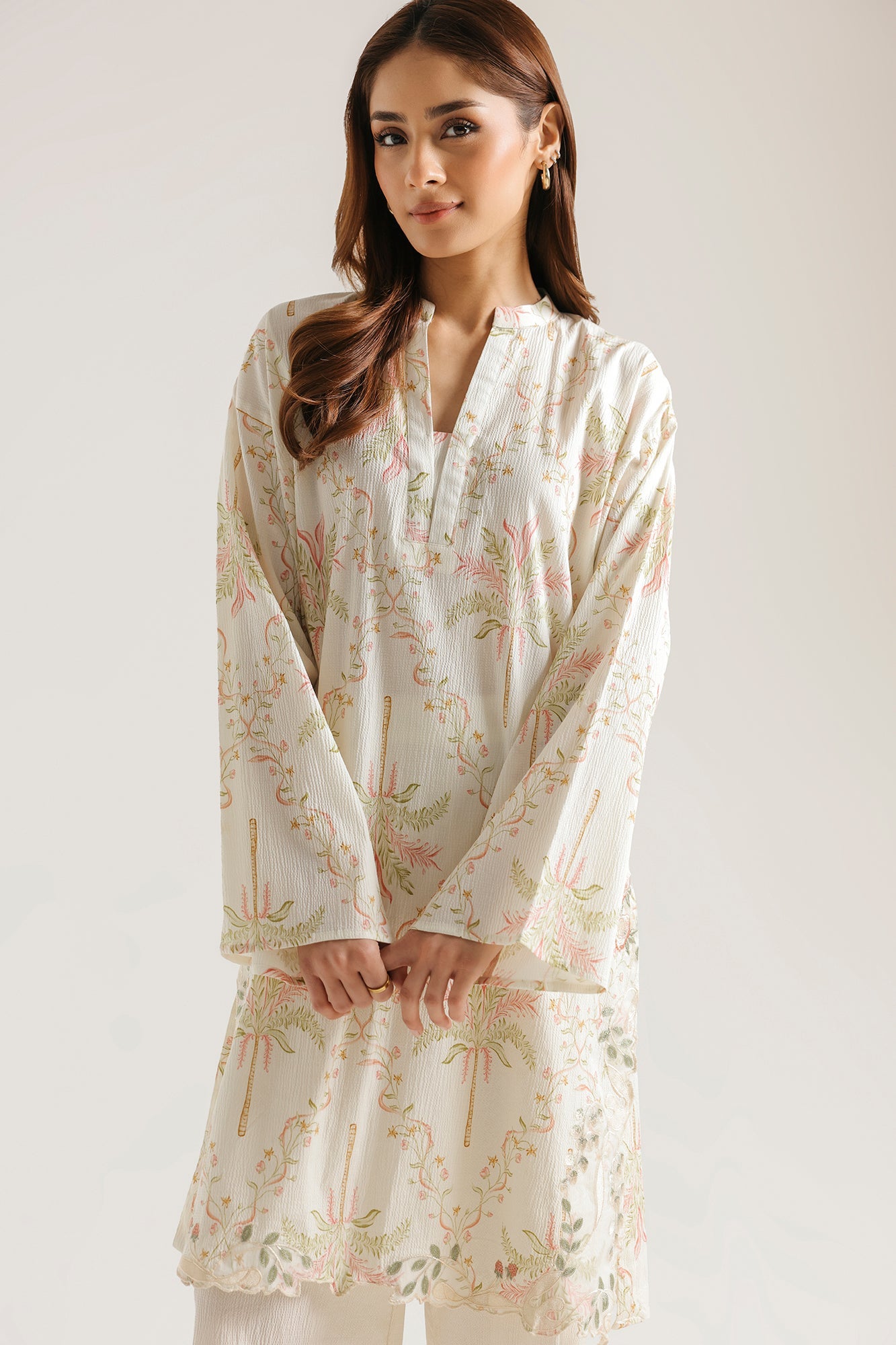 EMBROIDERED SUIT (E7796/102/002)