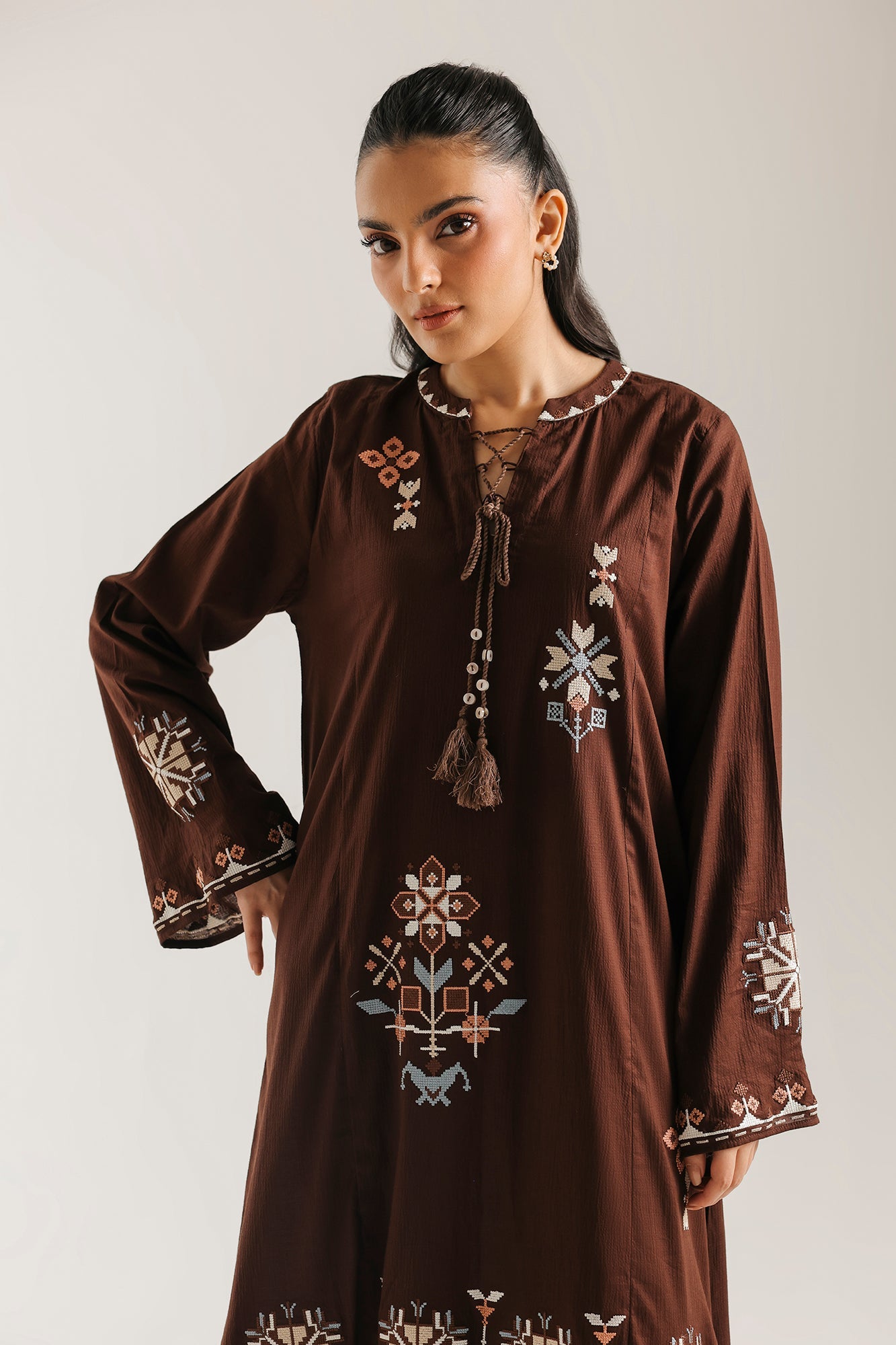 https://cdn.shopify.com/s/files/1/2290/7917/files/E7799-102-801_4.jpg?v=1777373884