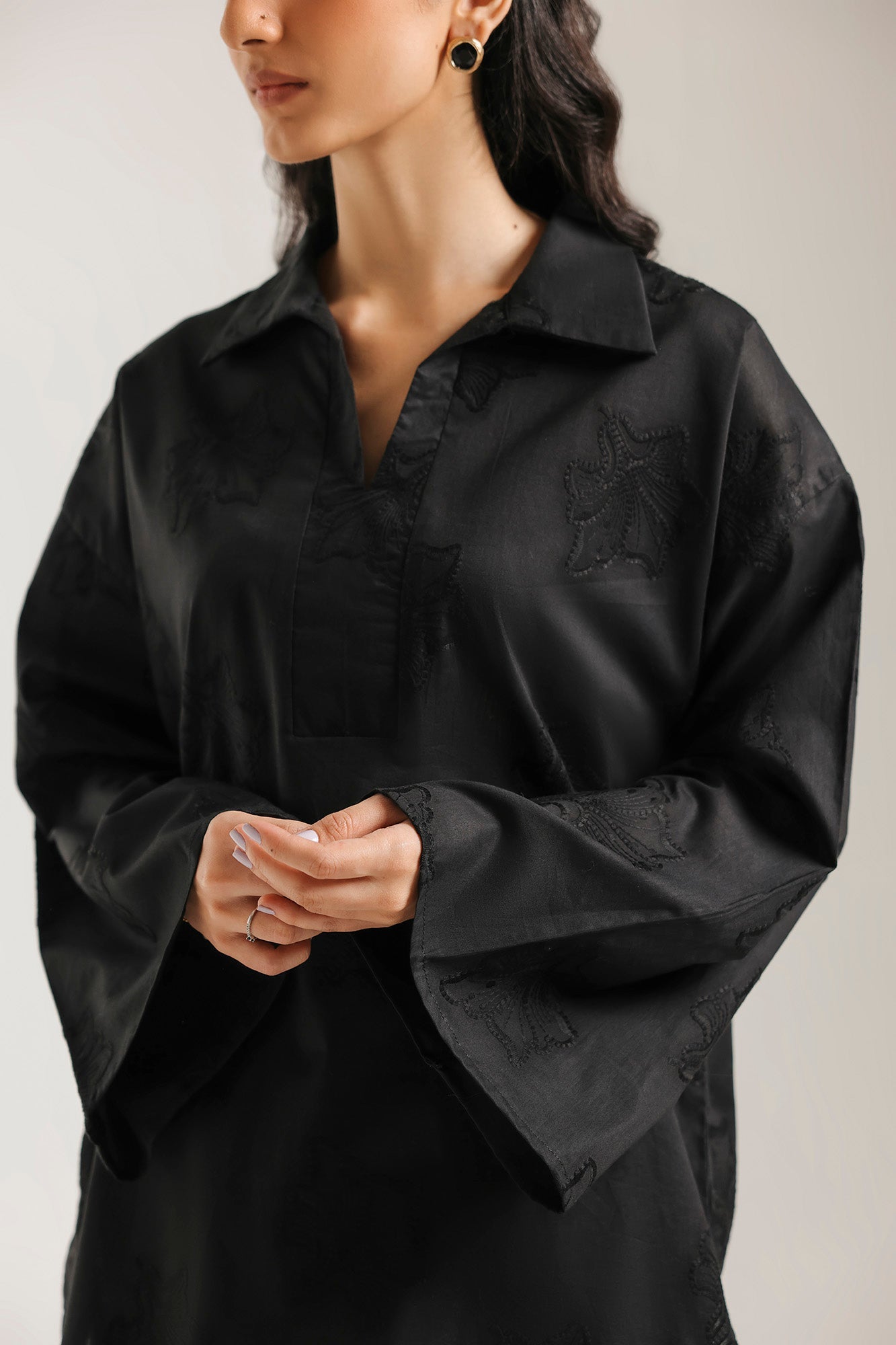 EMBROIDERED SUIT (E7804/102/902)