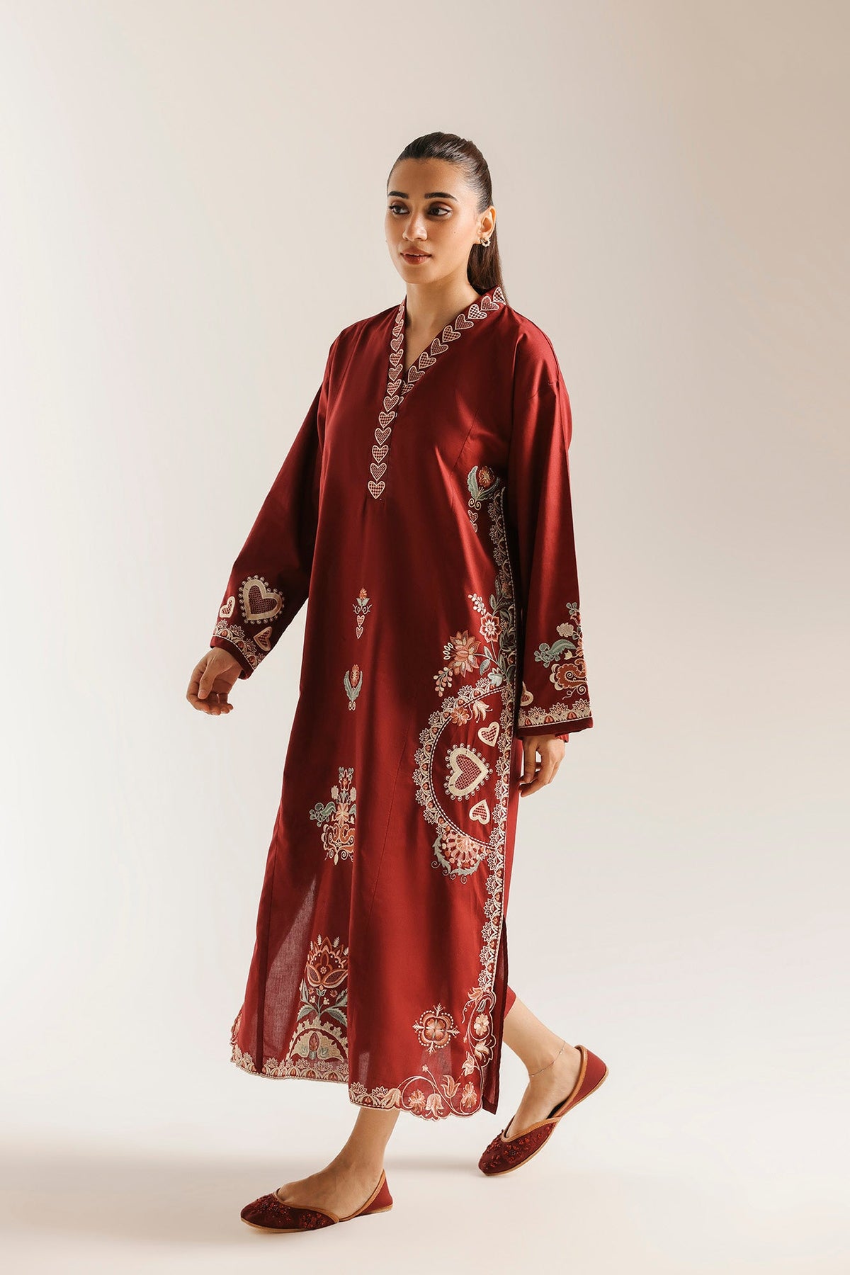 EMBROIDERED SHIRT (E7836/102/304)