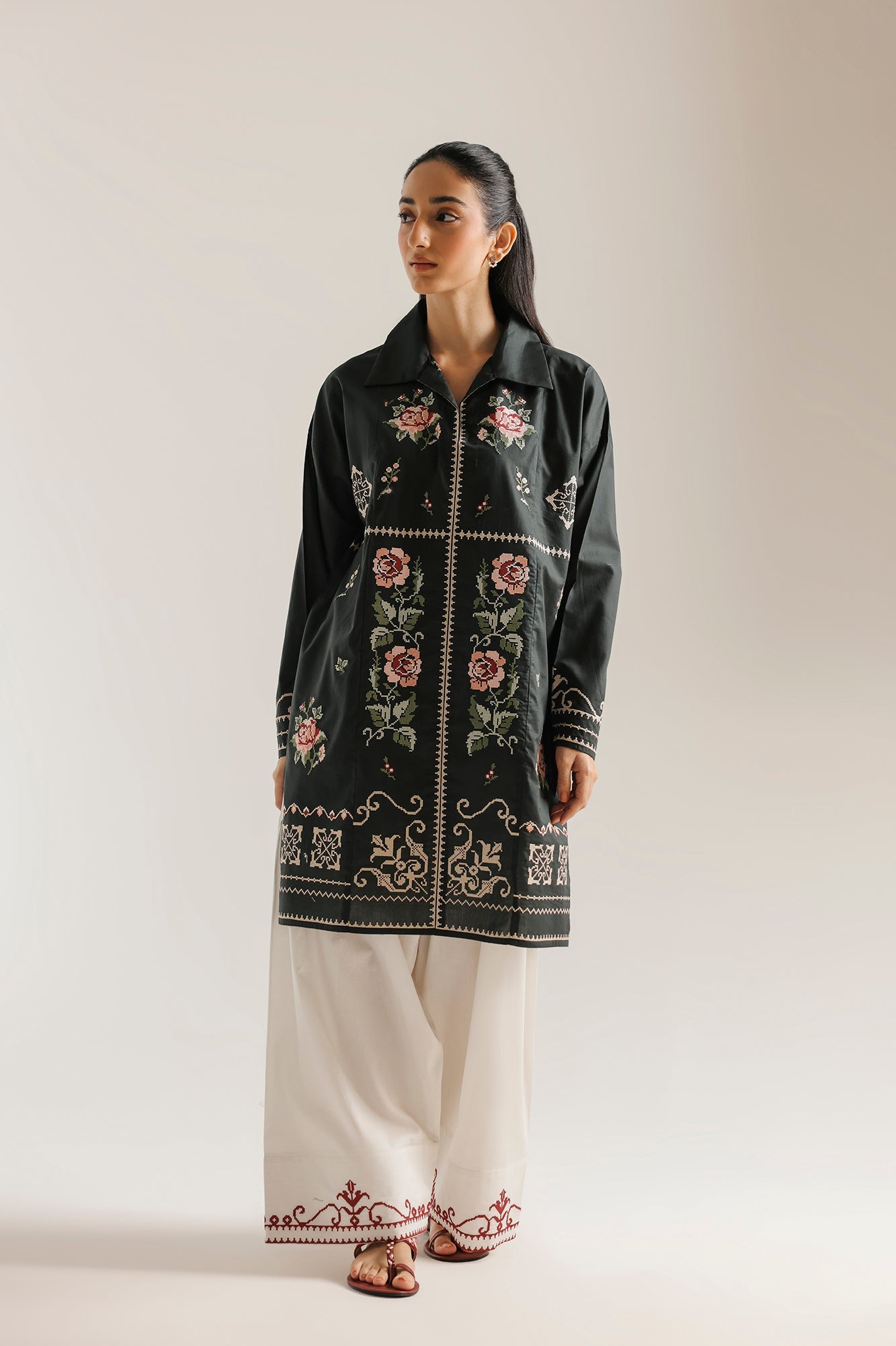 https://cdn.shopify.com/s/files/1/2290/7917/files/E7839-102-704_1.jpg?v=1779193022