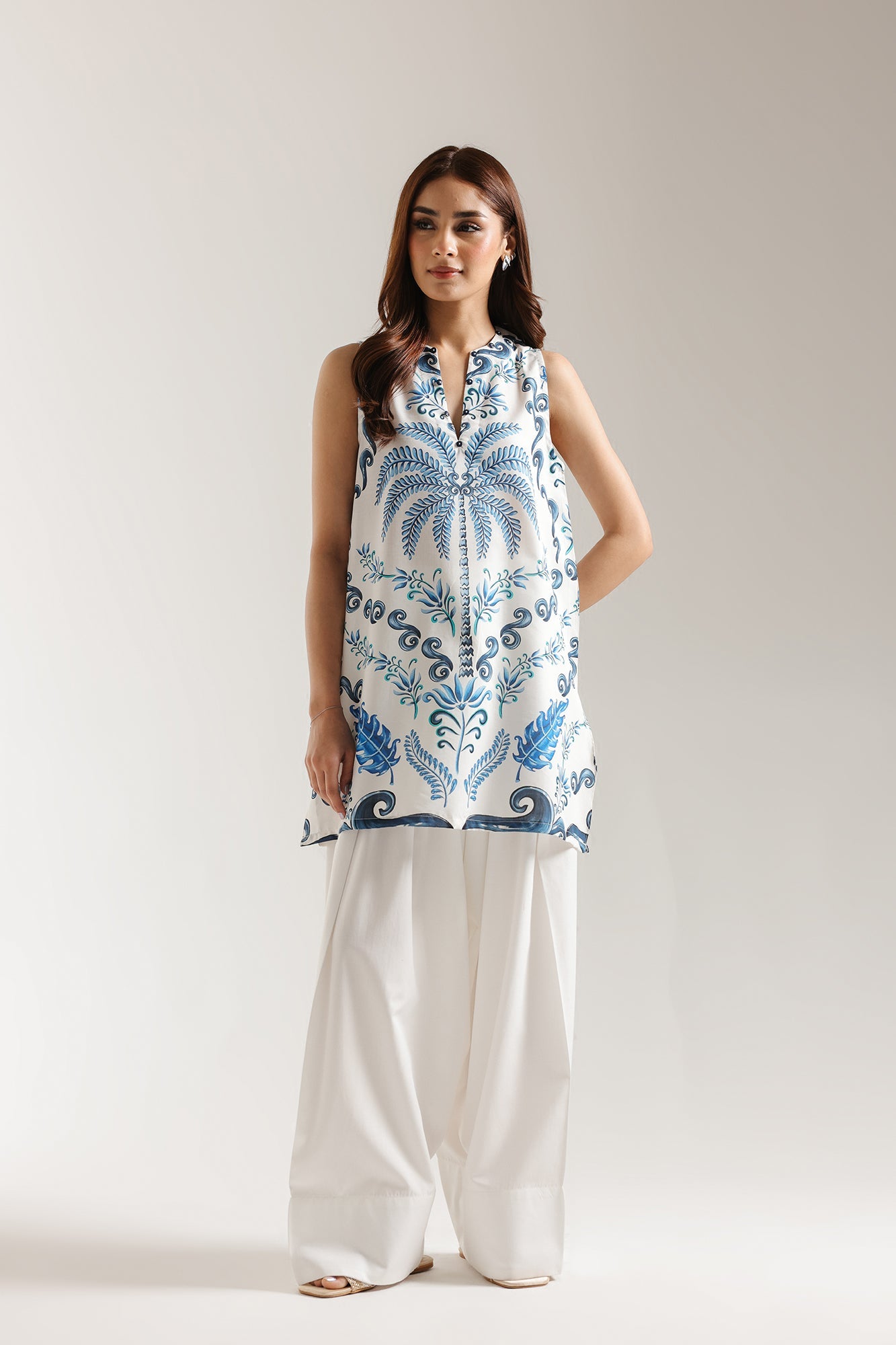 https://cdn.shopify.com/s/files/1/2290/7917/files/E7904-102-001_1.jpg?v=1764566122