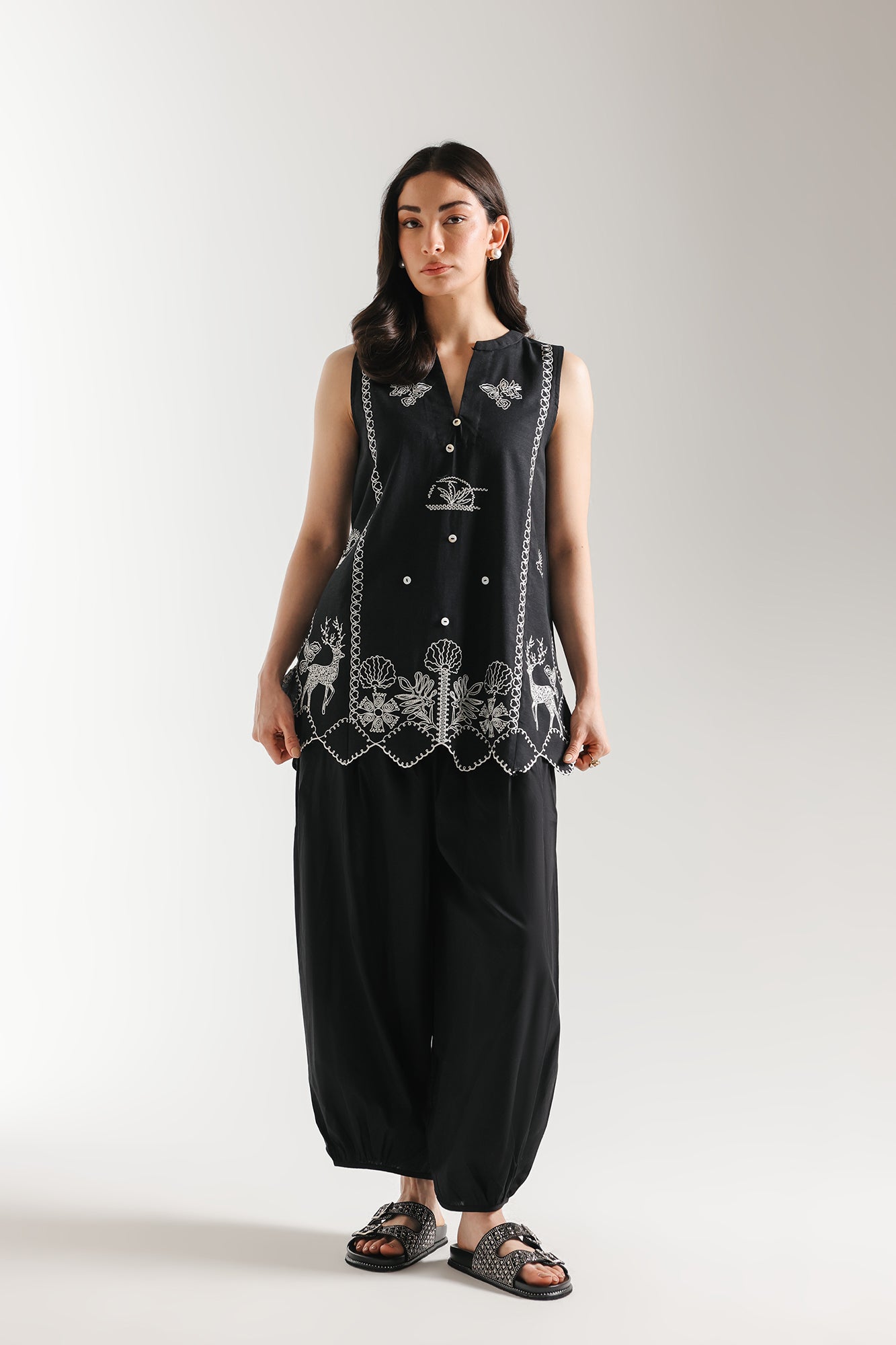 https://cdn.shopify.com/s/files/1/2290/7917/files/E7909-102-902_1.jpg?v=1768799108