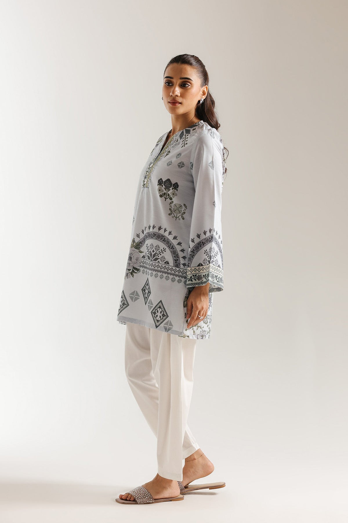 Ethnic