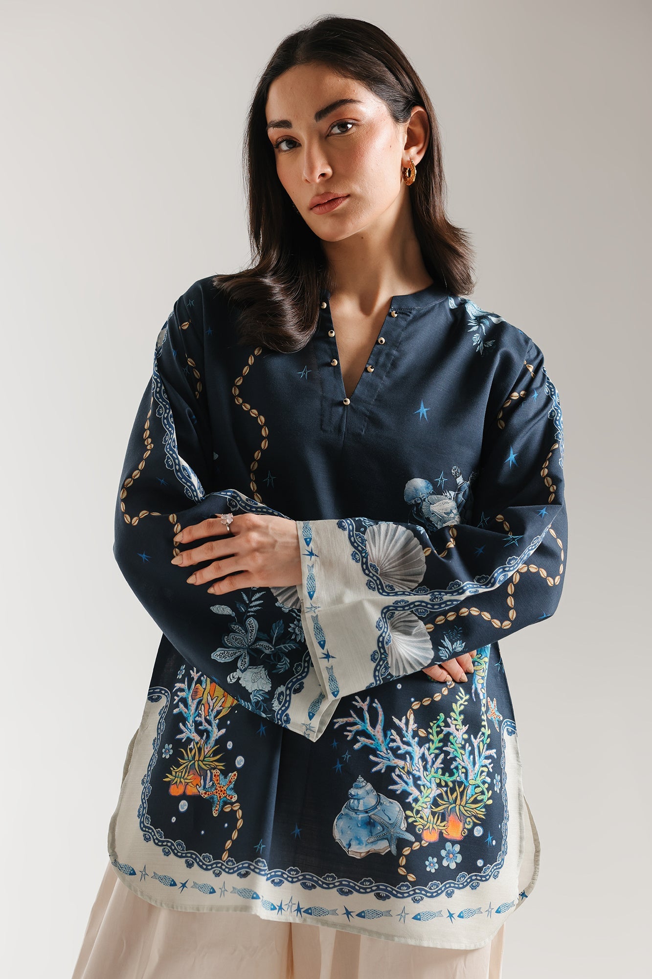 https://cdn.shopify.com/s/files/1/2290/7917/files/E7926-102-622_4.jpg?v=1768799073