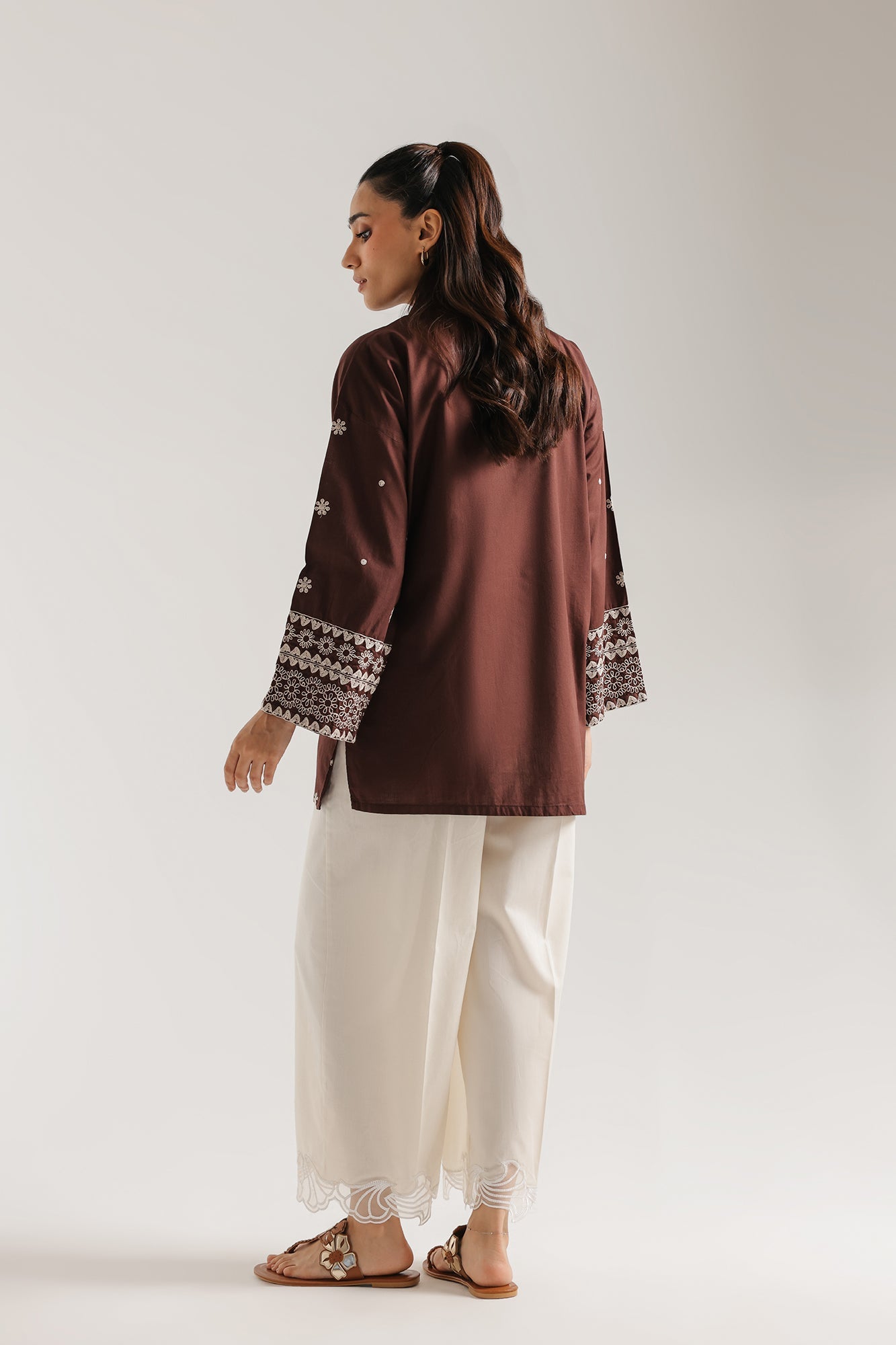 EMBROIDERED KURTI (E7939/102/318)