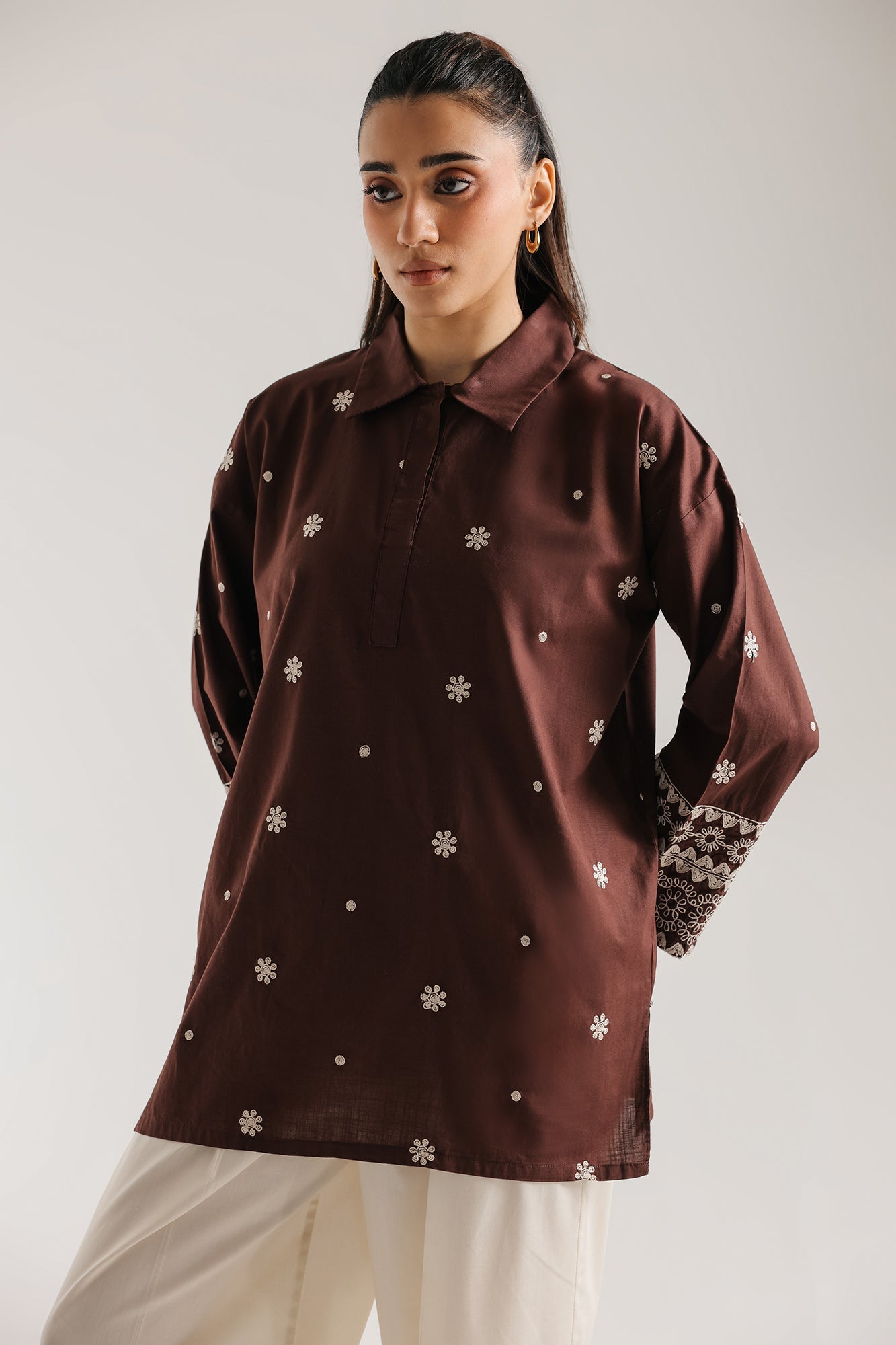 EMBROIDERED KURTI (E7939/102/318)