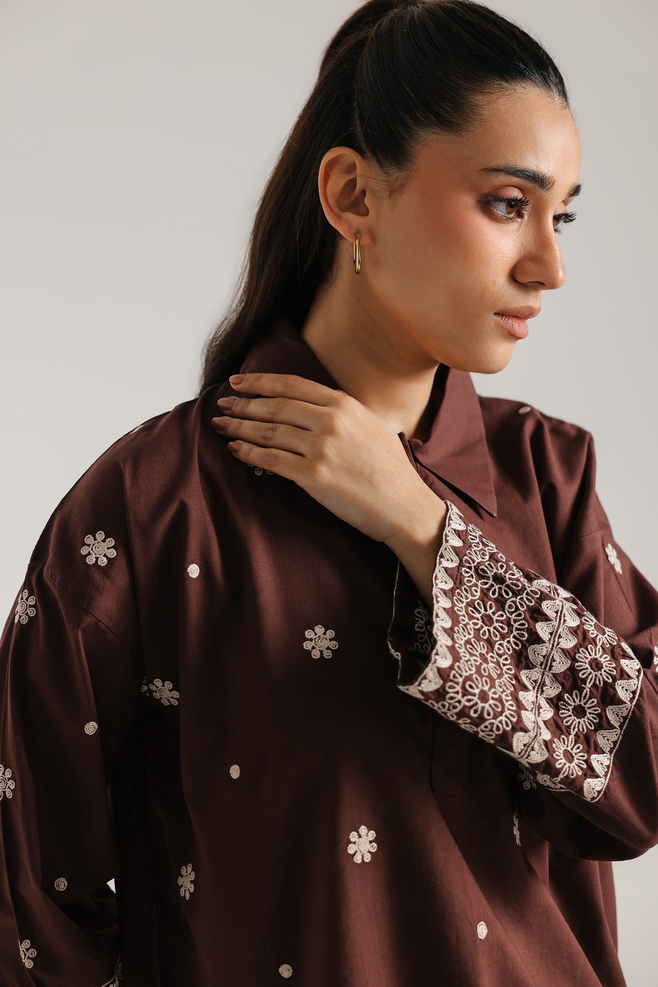 EMBROIDERED KURTI (E7939/102/318)