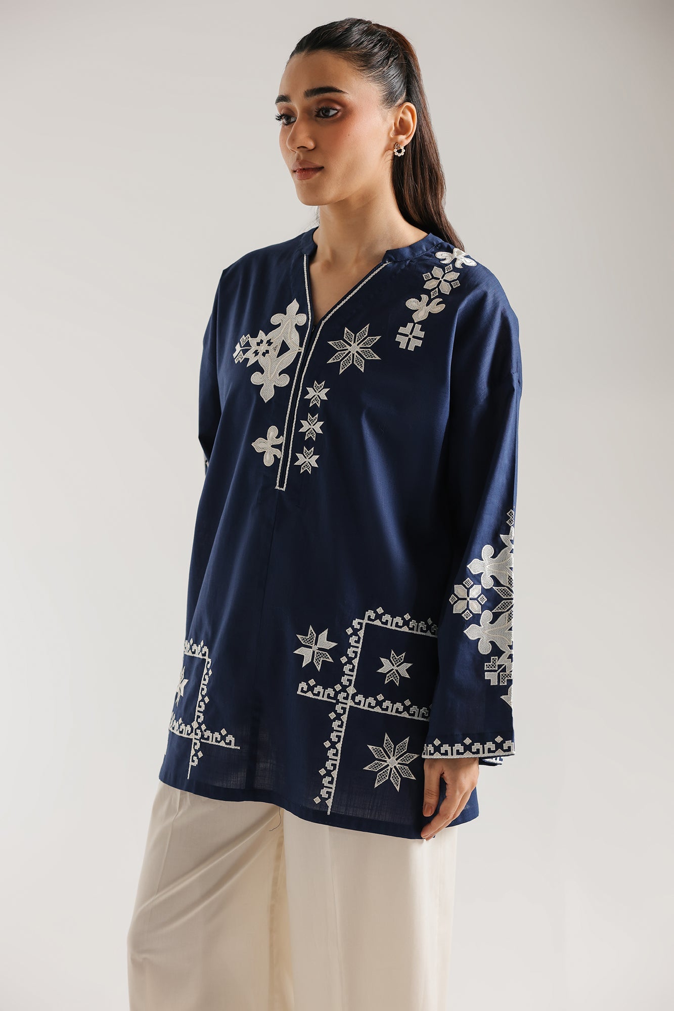 https://cdn.shopify.com/s/files/1/2290/7917/files/E7943-102-621_4_6524a2d4-bc4c-47b0-ac35-818f29b7e715.jpg?v=1776324006