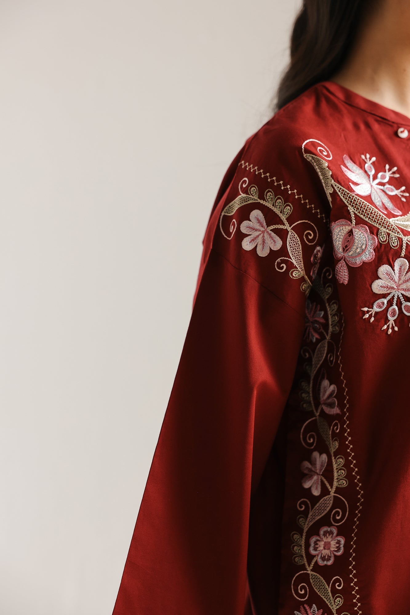 EMBROIDERED KURTI (E7957/102/305)