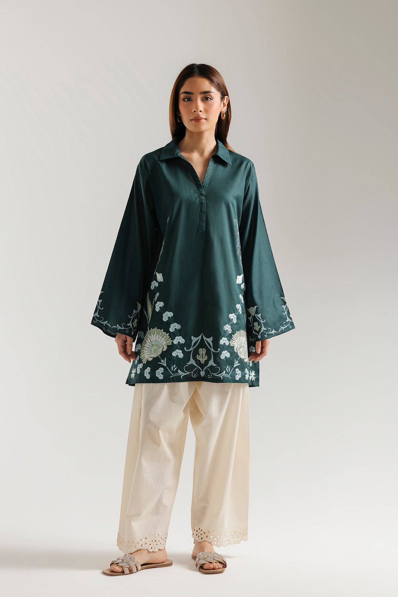 https://cdn.shopify.com/s/files/1/2290/7917/files/E7966-102-705_1.jpg?v=1778650519