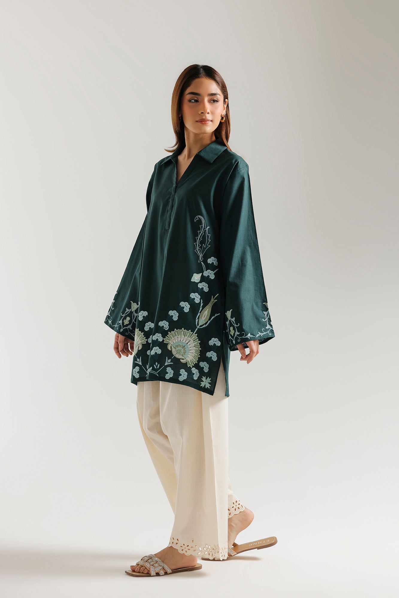 https://cdn.shopify.com/s/files/1/2290/7917/files/E7966-102-705_2.jpg?v=1778650519