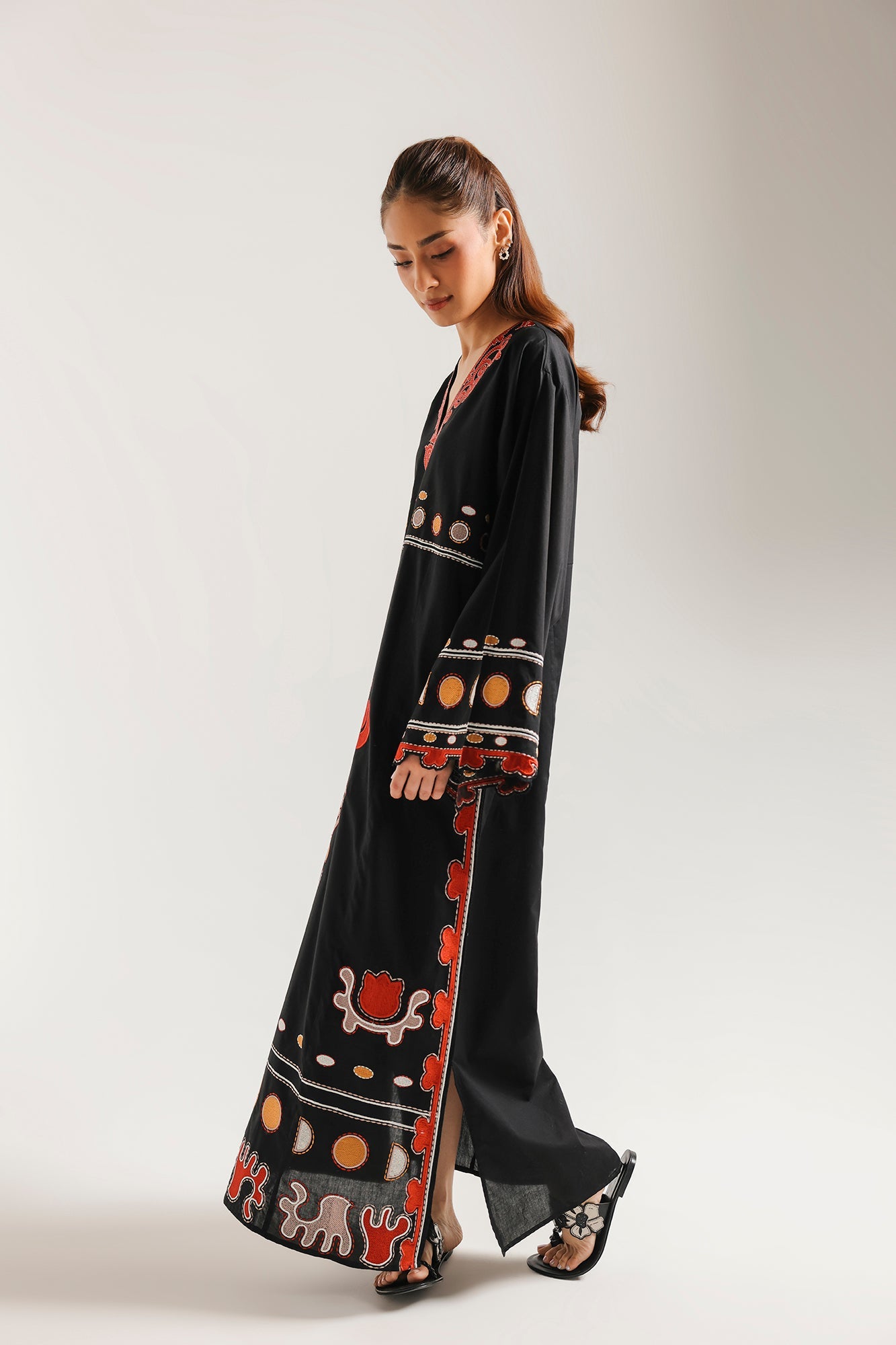 EMBROIDERED DRESS (E7975/102/901)