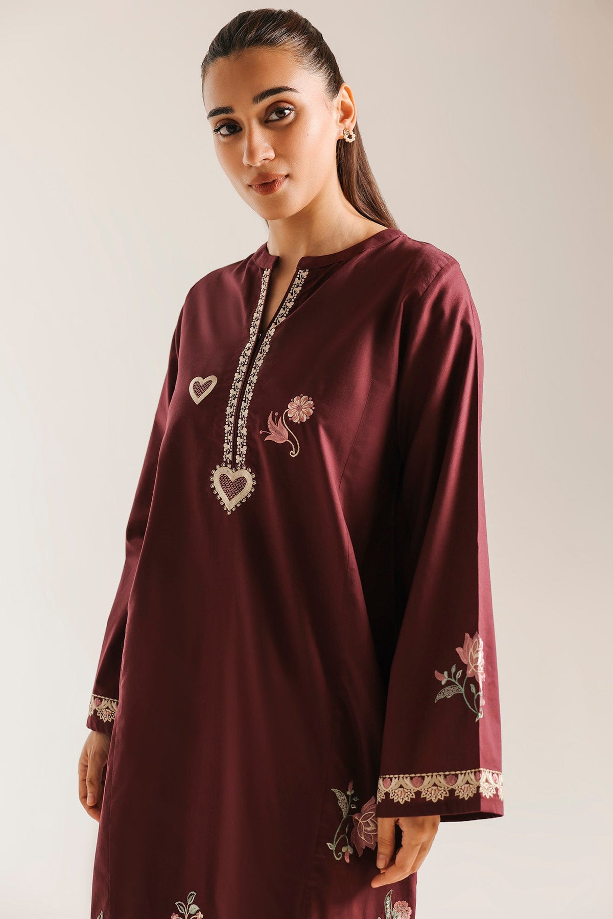 EMBROIDERED DRESS (E7977/102/516)