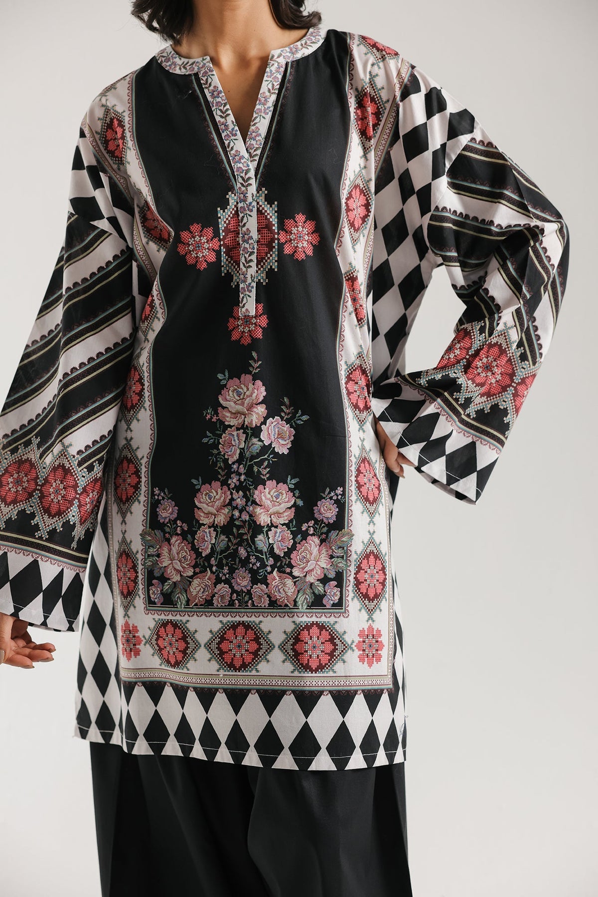 PRINTED KURTI (E7995/102/902)