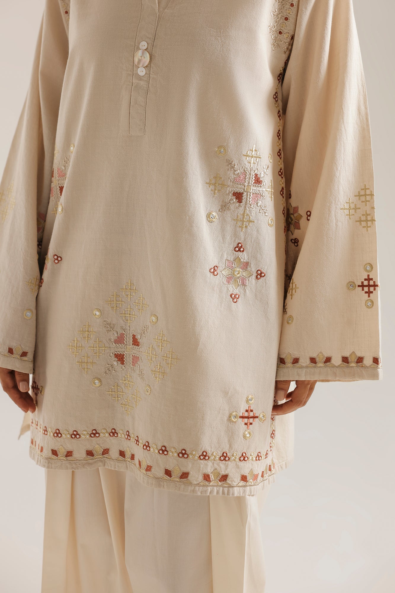 EMBROIDERED KURTI (E8004-102-004)