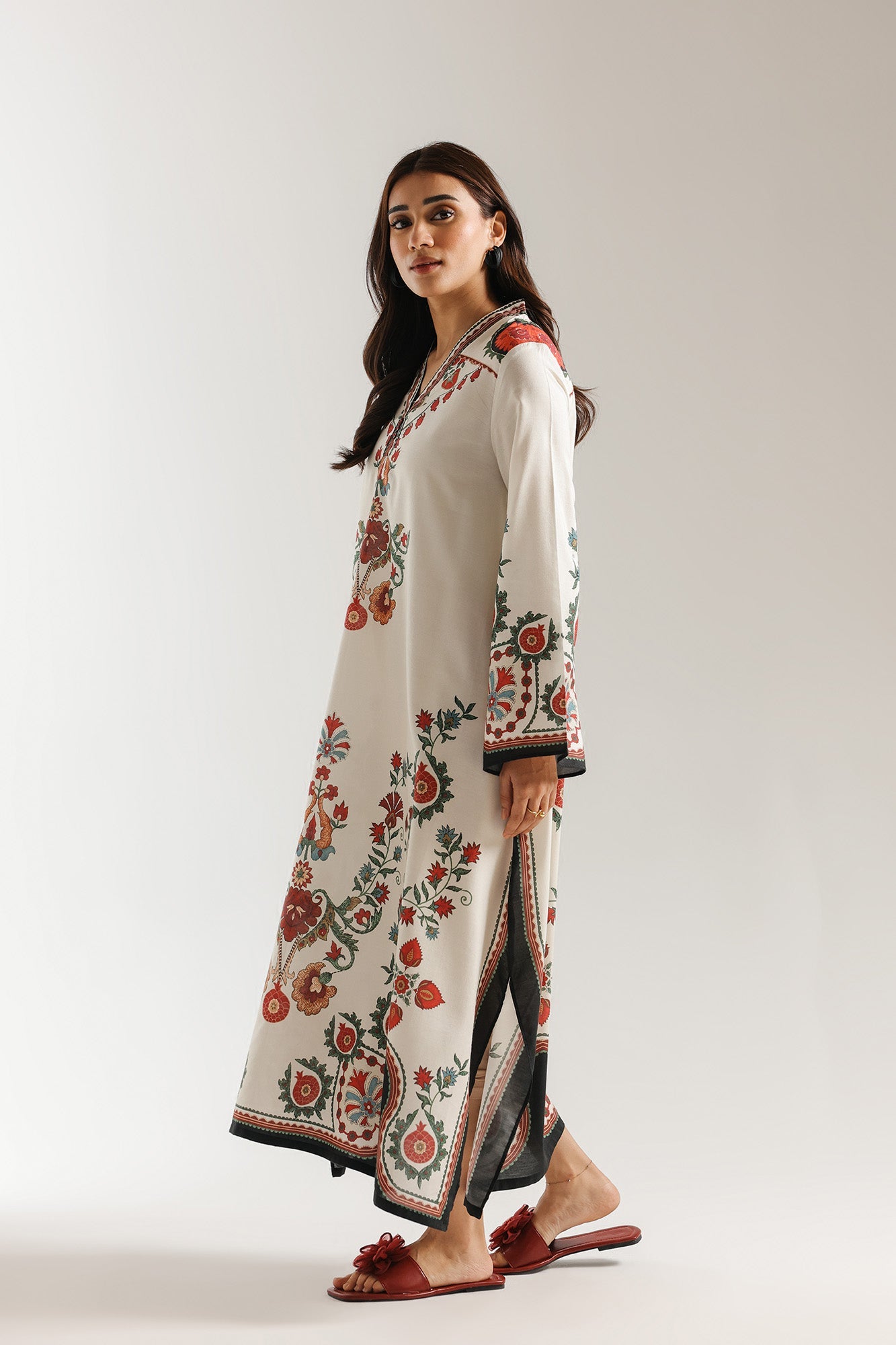 https://cdn.shopify.com/s/files/1/2290/7917/files/E8022-102-817_2.jpg?v=1765867954