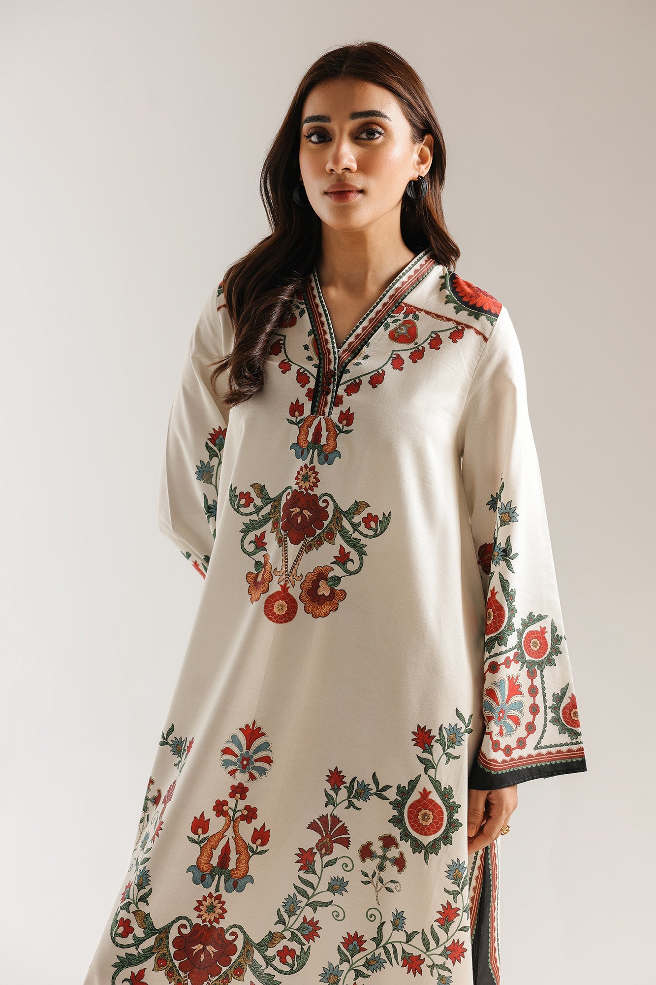 https://cdn.shopify.com/s/files/1/2290/7917/files/E8022-102-817_4.jpg?v=1765867954