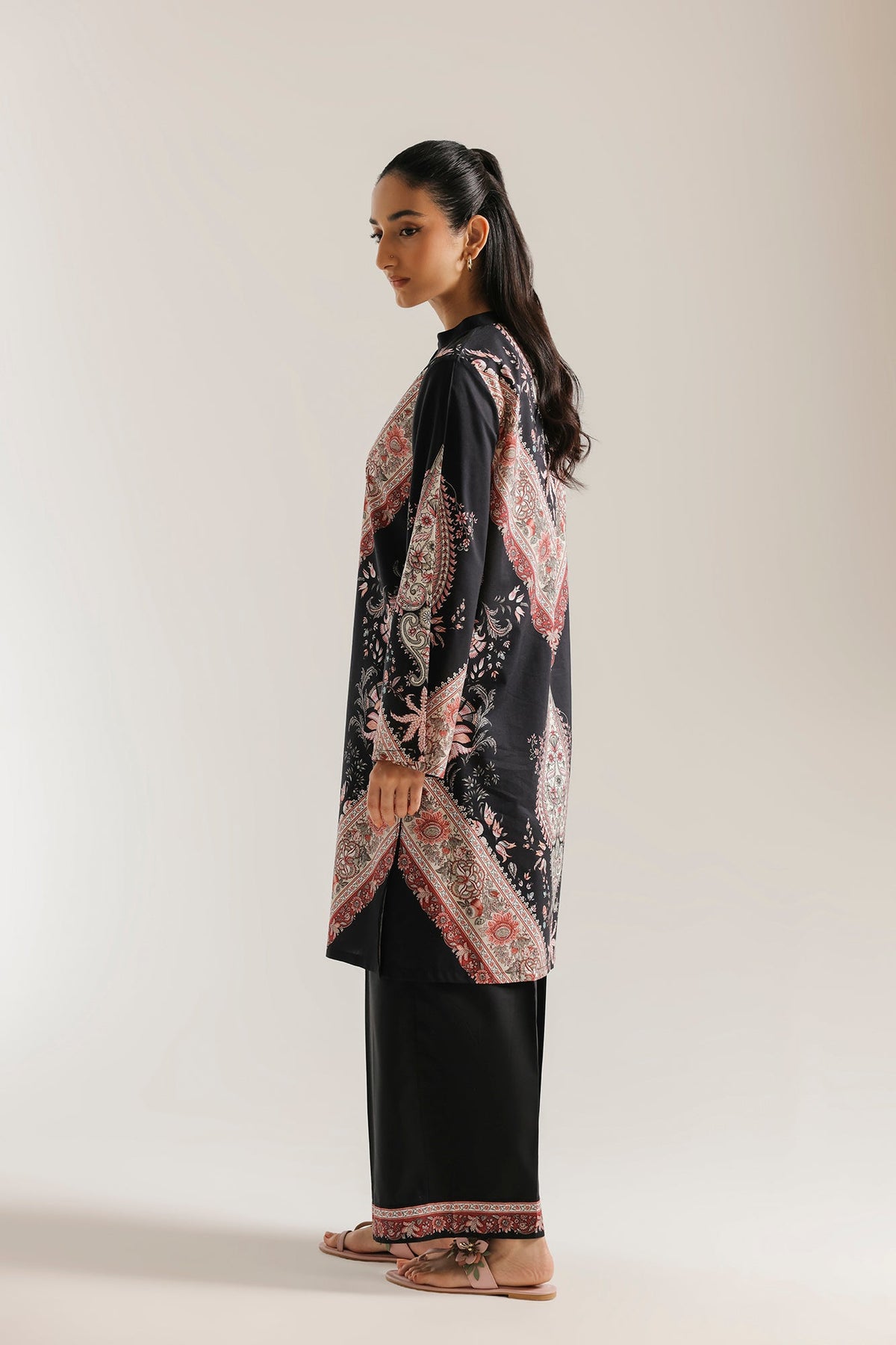 Ethnic