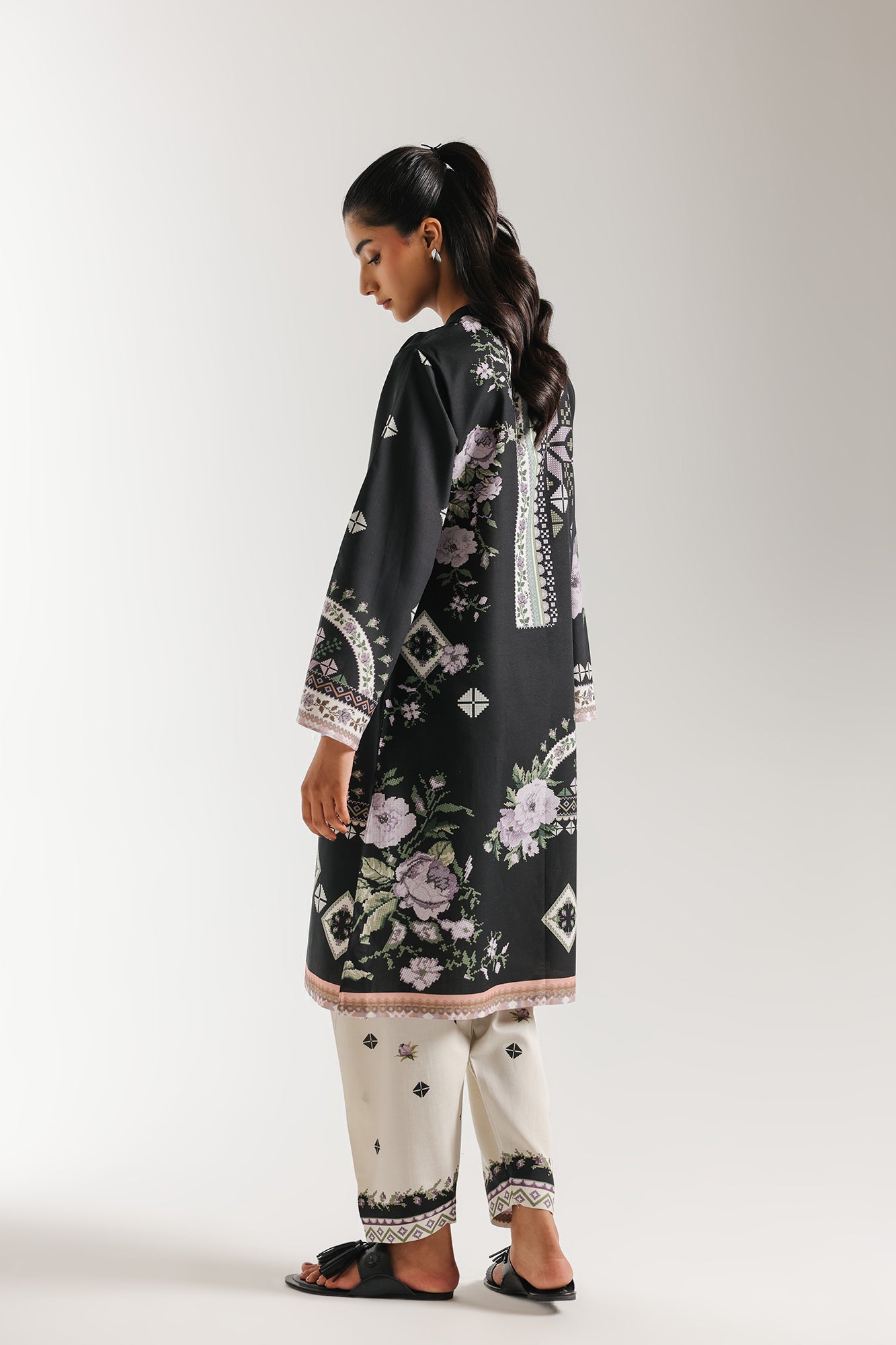 https://cdn.shopify.com/s/files/1/2290/7917/files/E8042-102-901_3.jpg?v=1768799124