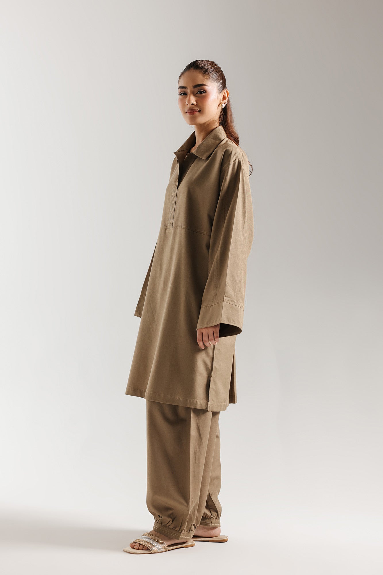 https://cdn.shopify.com/s/files/1/2290/7917/files/E8051-102-128_2.jpg?v=1767939198