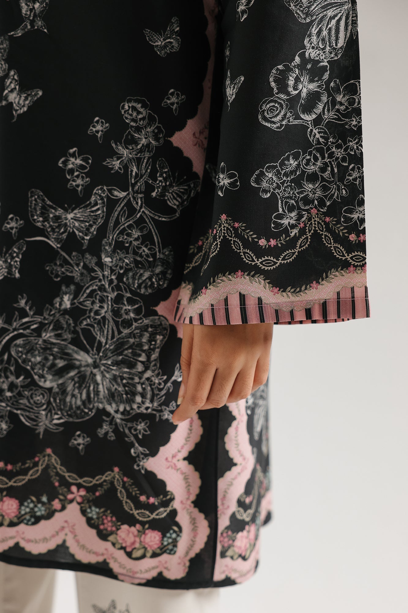PRINTED SUIT (E8072/102/902)