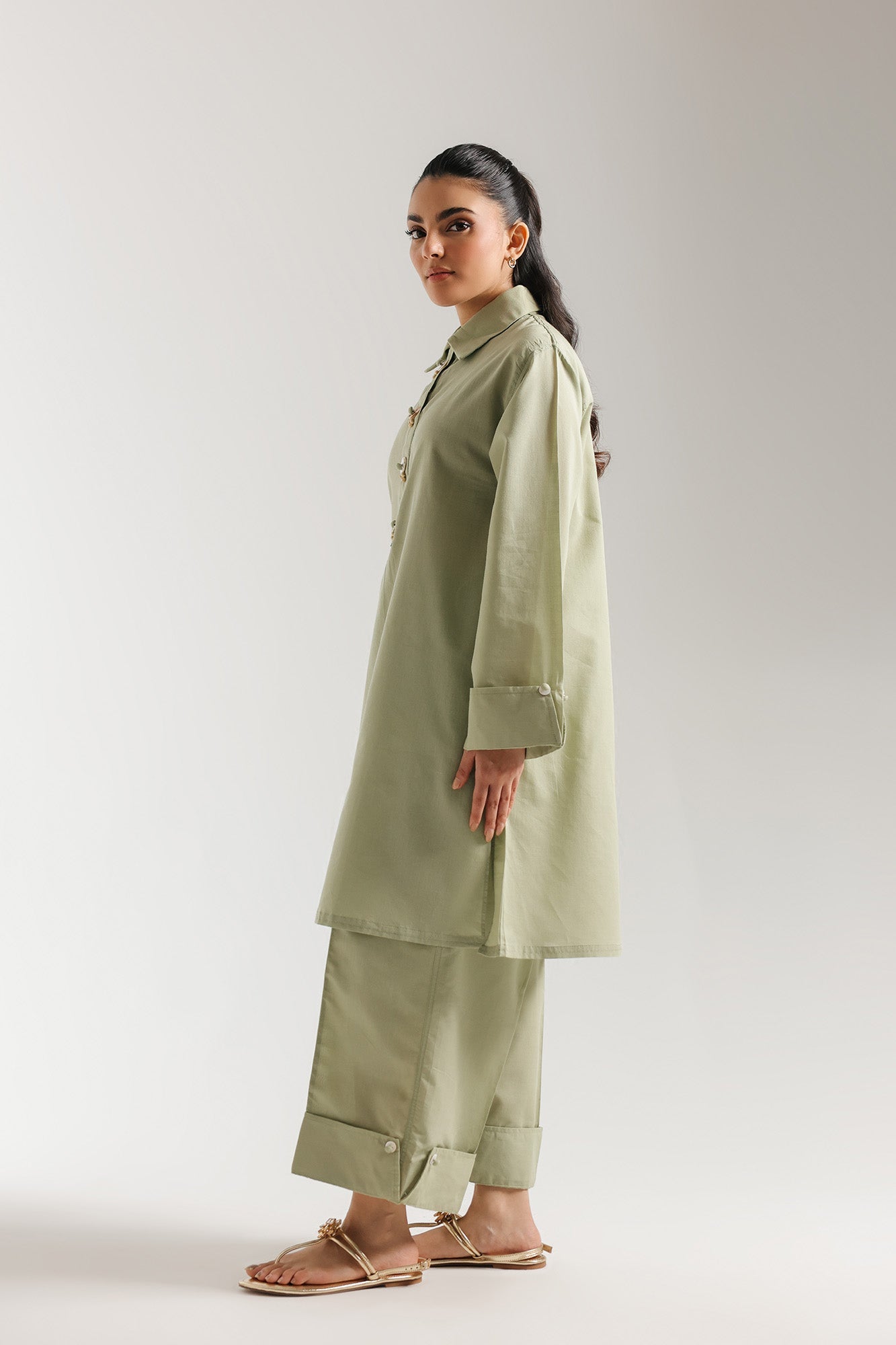 Solid Suit (E8084/102/127)