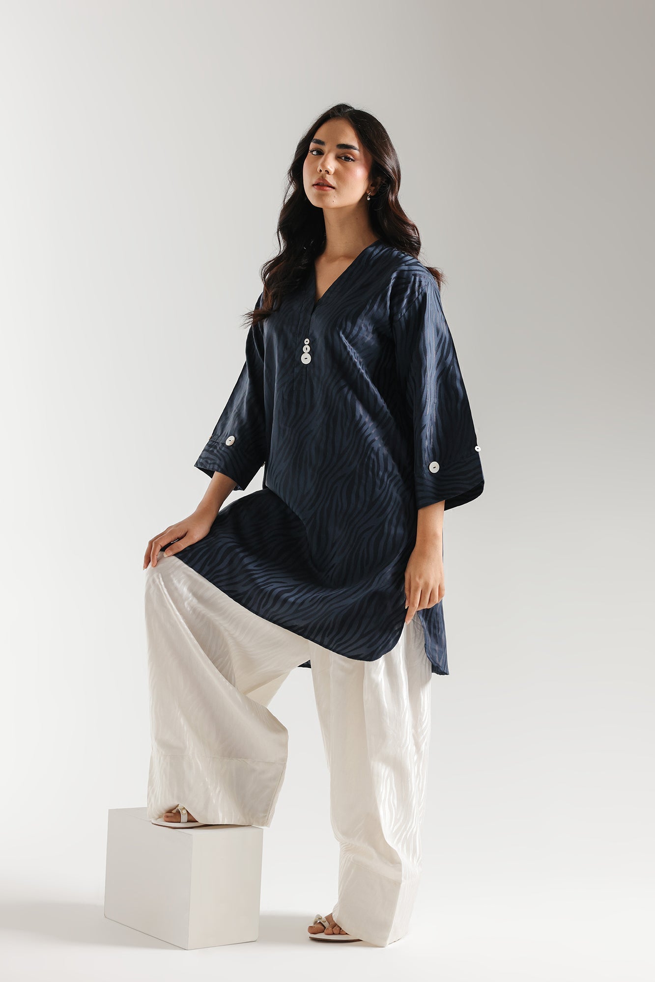 https://cdn.shopify.com/s/files/1/2290/7917/files/E8085-102-619_6.jpg?v=1768814572