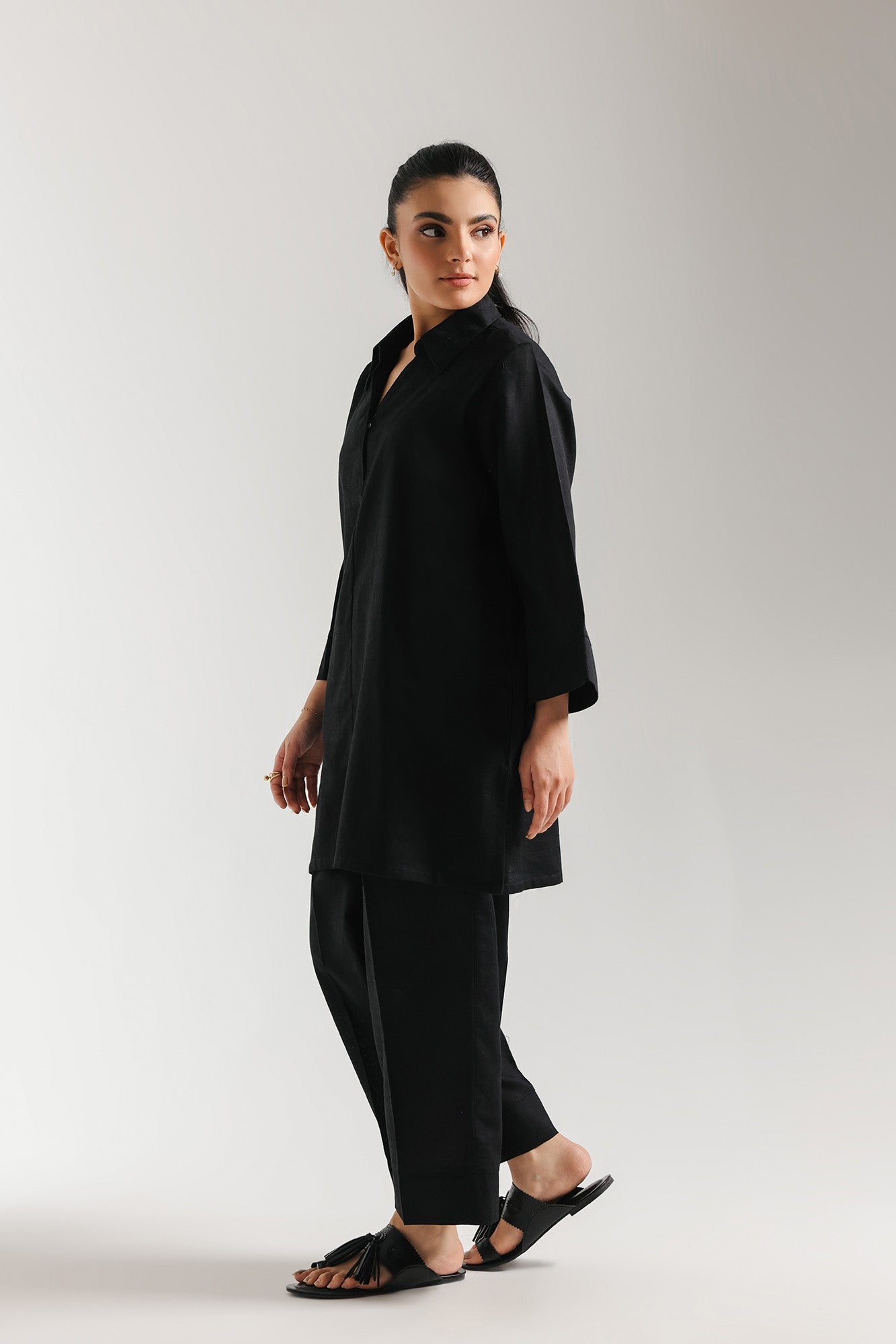 https://cdn.shopify.com/s/files/1/2290/7917/files/E8106-102-902_2.jpg?v=1770183386