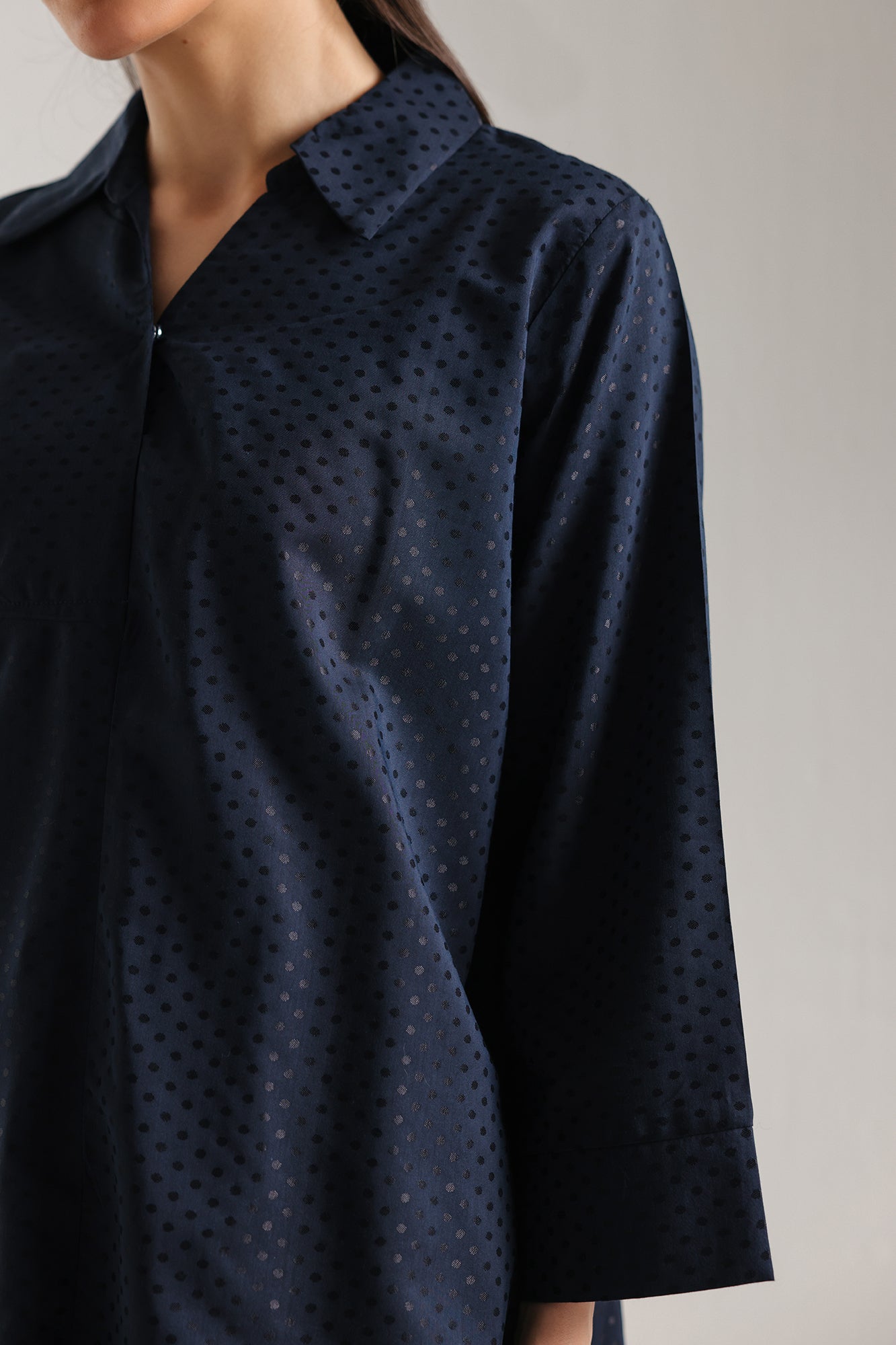 SOLID SUIT (E8119/102/619)