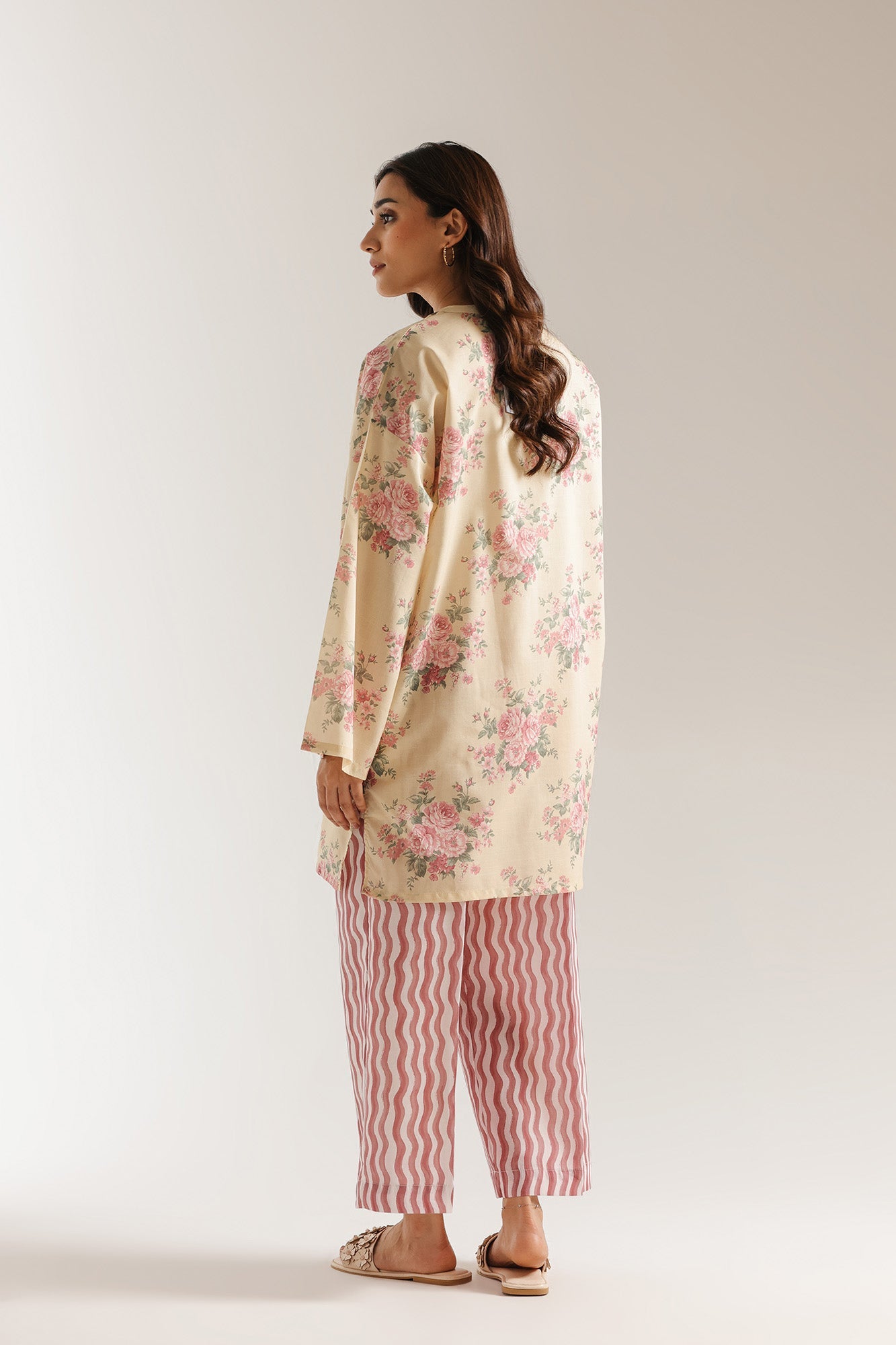 https://cdn.shopify.com/s/files/1/2290/7917/files/E8134-102-115_3.jpg?v=1771494649