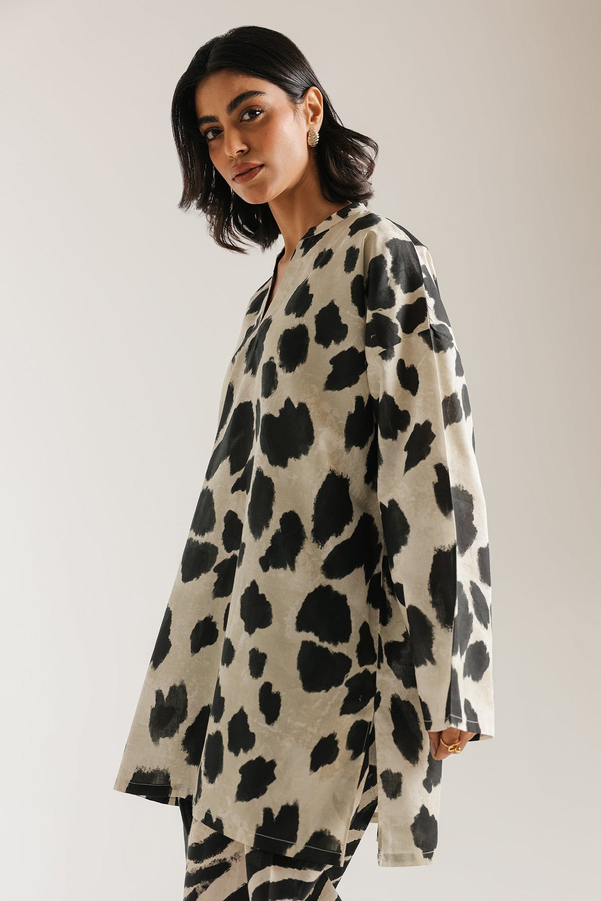 PRINTED SUIT (E8135/102/002)