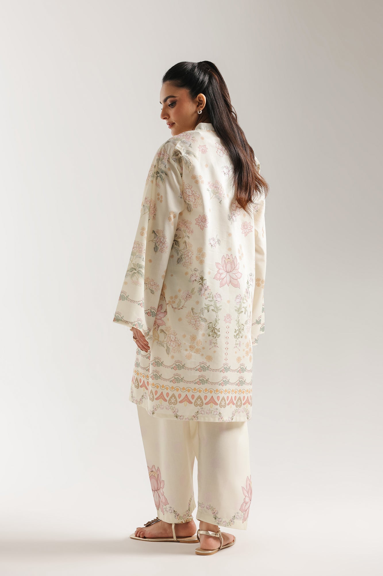 PRINTED SUIT (E8136/102/115)