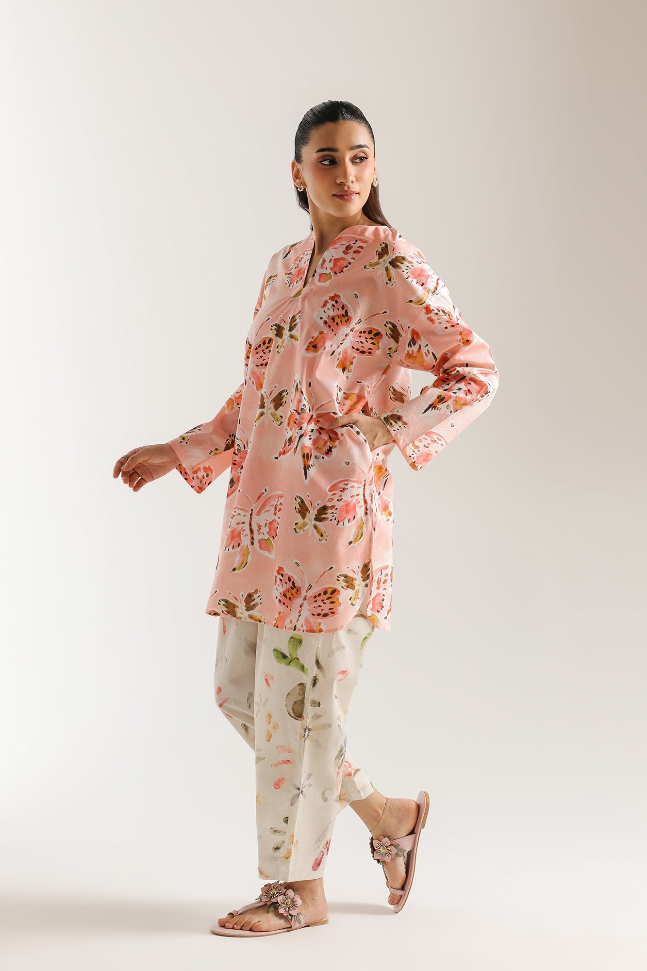 https://cdn.shopify.com/s/files/1/2290/7917/files/E8174-102-327_6.jpg?v=1774343041