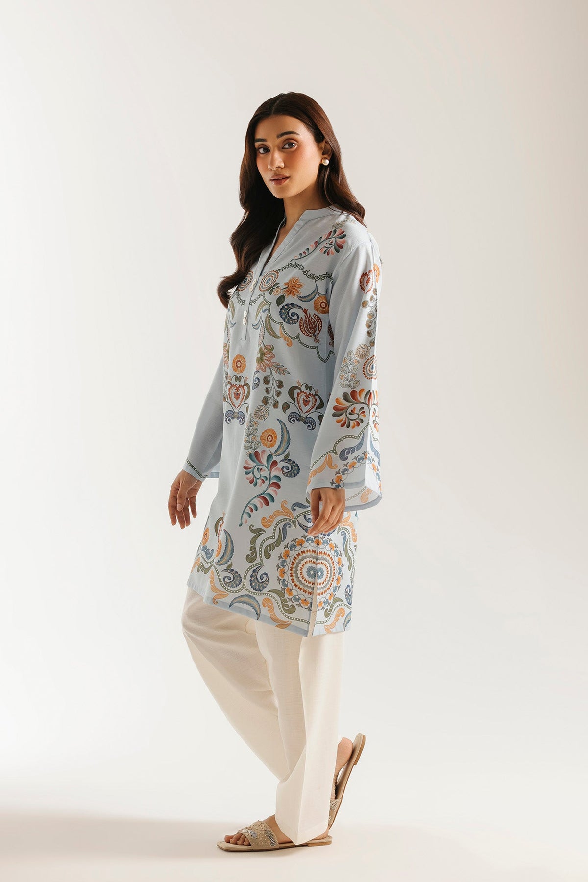 Ethnic