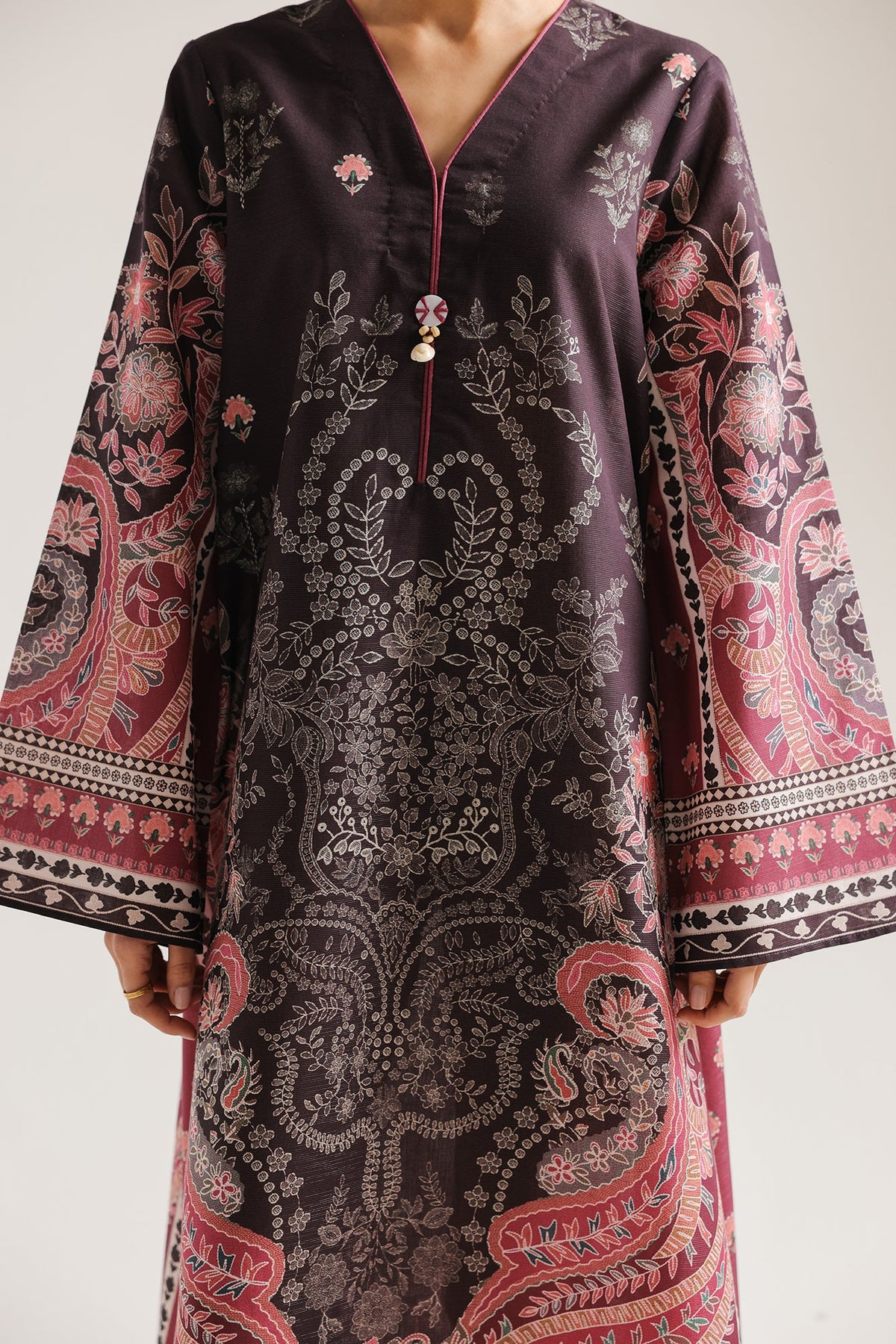EMBROIDERED KAFTAN (E8312/102/518)